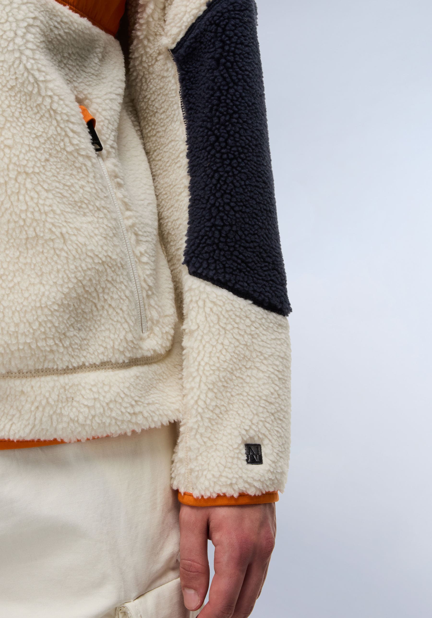 Napapijri Plüschjacke »YUPIK«, mit Kapuze, mit kontrastfarbenen Details