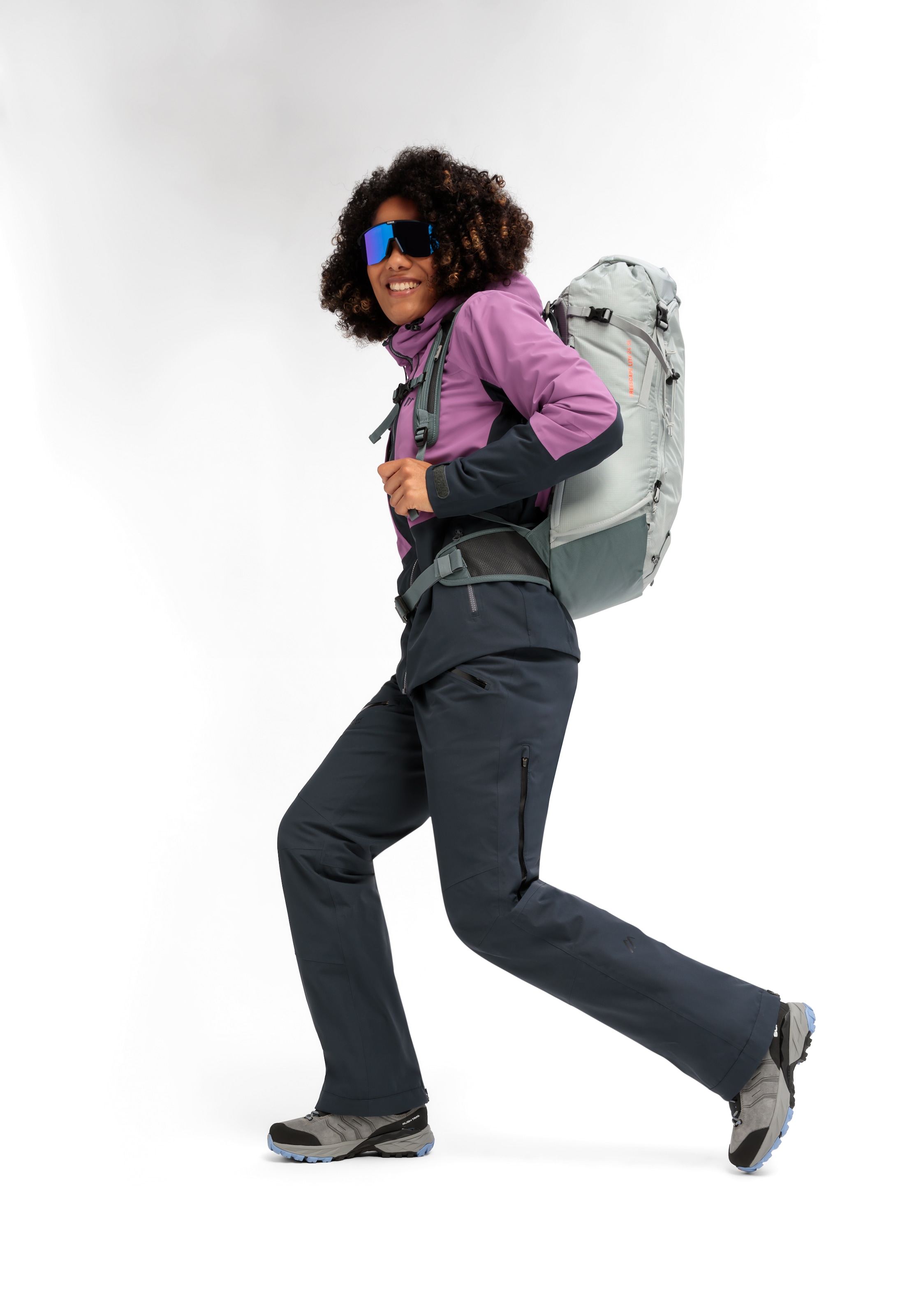 Maier Sports Funktionsjacke »Lindon W«, Damen Outdoorjacke, wasserdicht, RV-Taschen, Kapuze