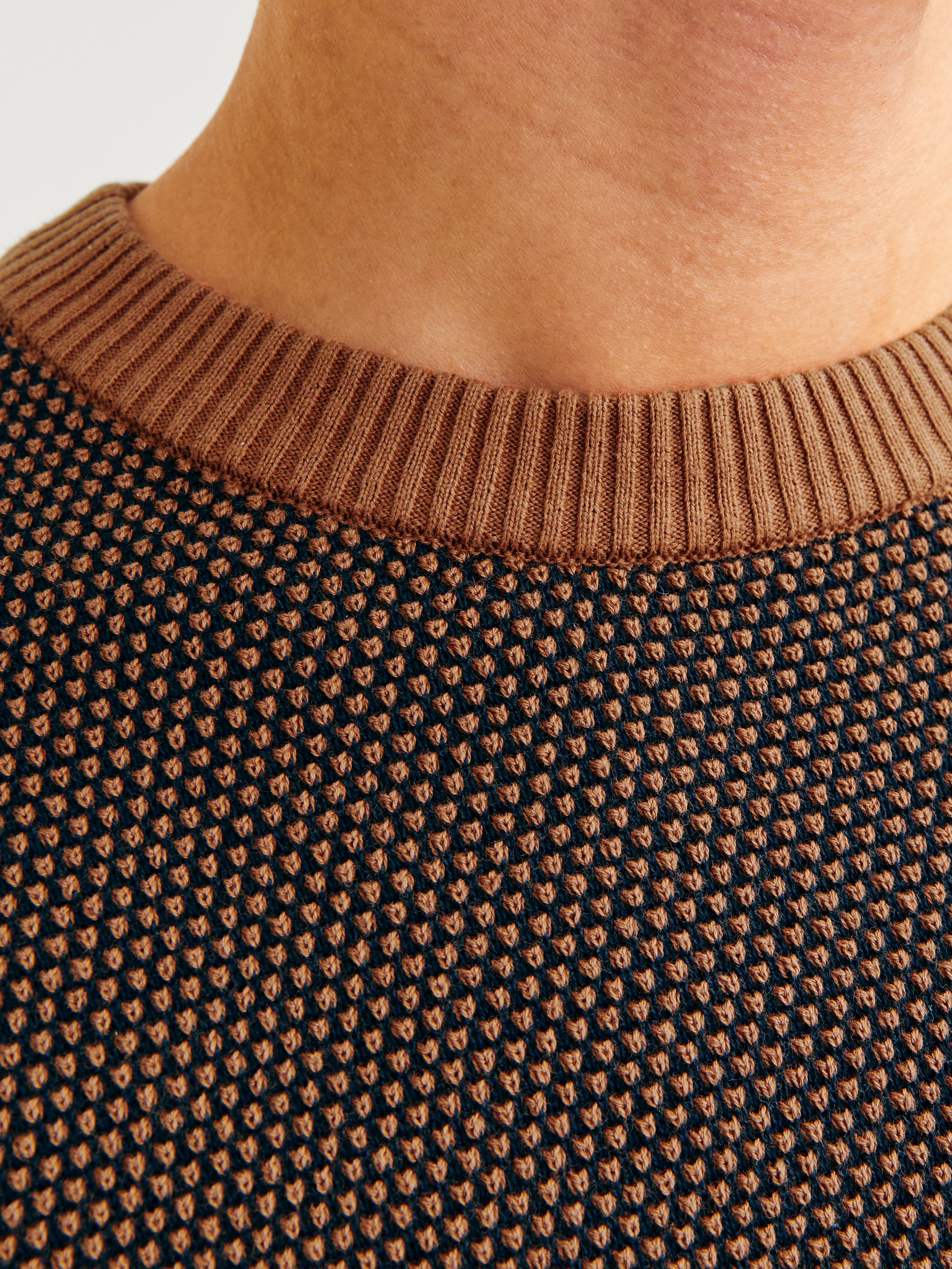 Jack & Jones Rundhalspullover »JJEGLOBE KNIT CREW NECK NOOS«, in Strick Optik