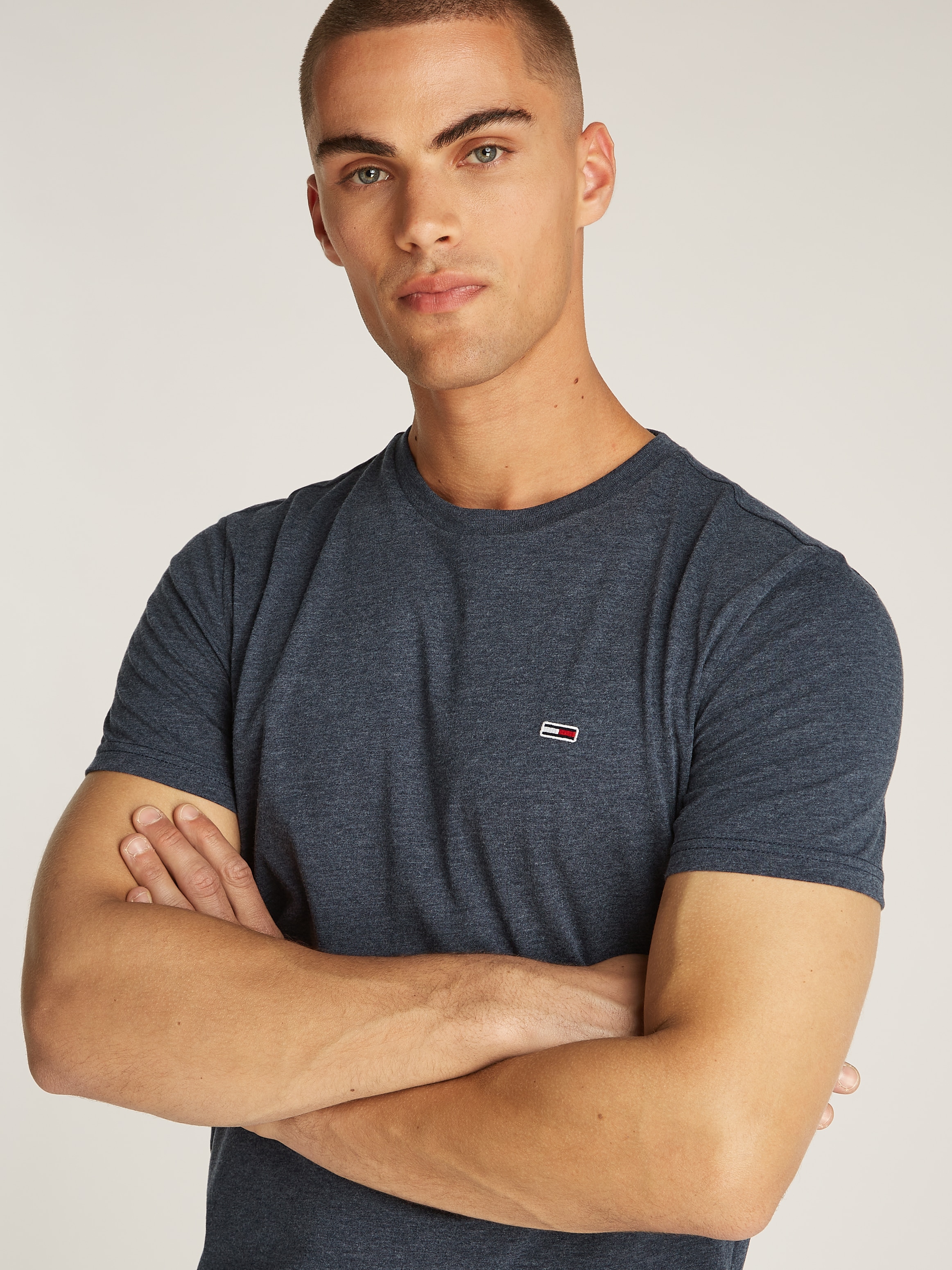 Tommy Jeans T-Shirt »TJM XSLIM JASPE HTR TEE EXT«, Mit Rundhalsausschnitt