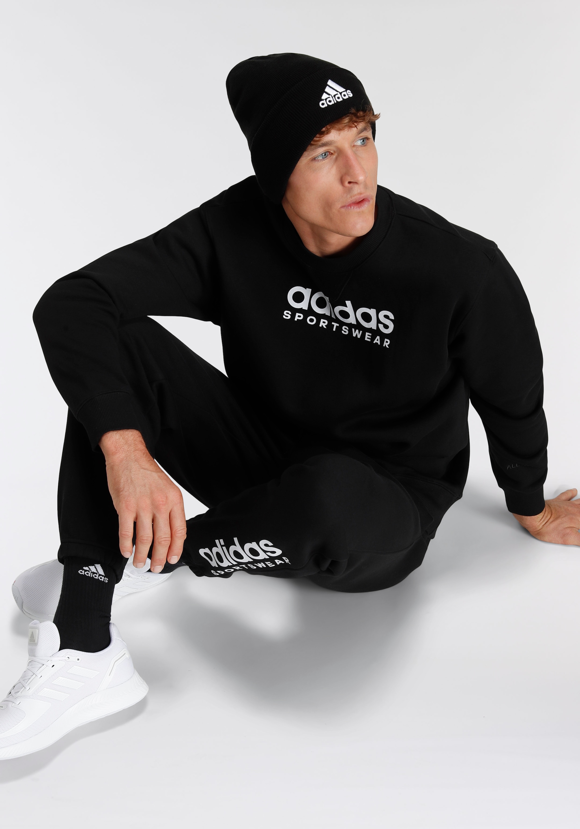 FLEECE Sportswear SZN bestellen online adidas GRAPHIC »ALL tlg.) HOSE«, OTTO bei Sporthose (1