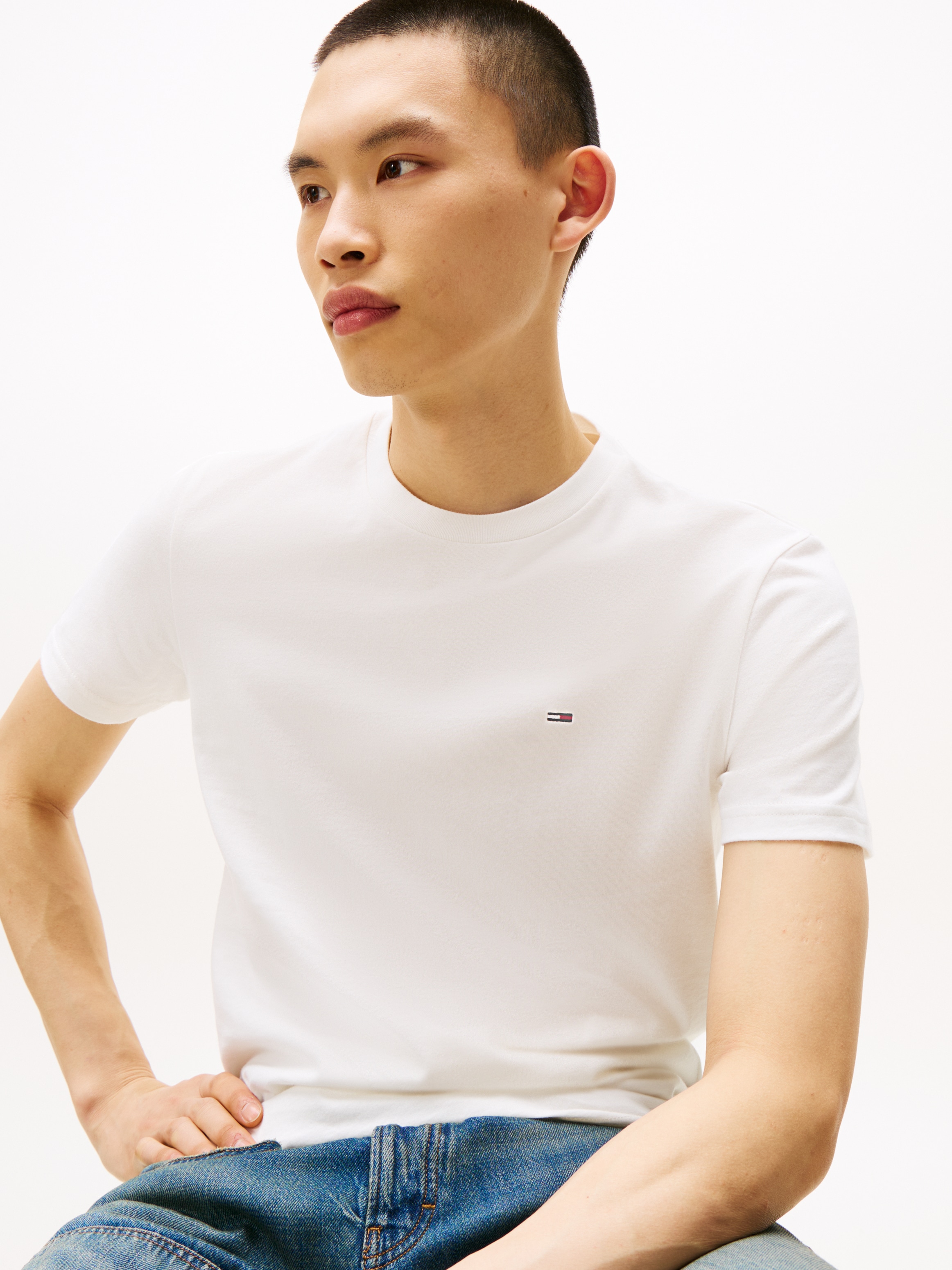 Tommy Jeans Rundhalsshirt »TJM XSLIM 2PACK JERSEY TEE EXT« Packung, 2er-Pack,  Logostickerei, 2Pack