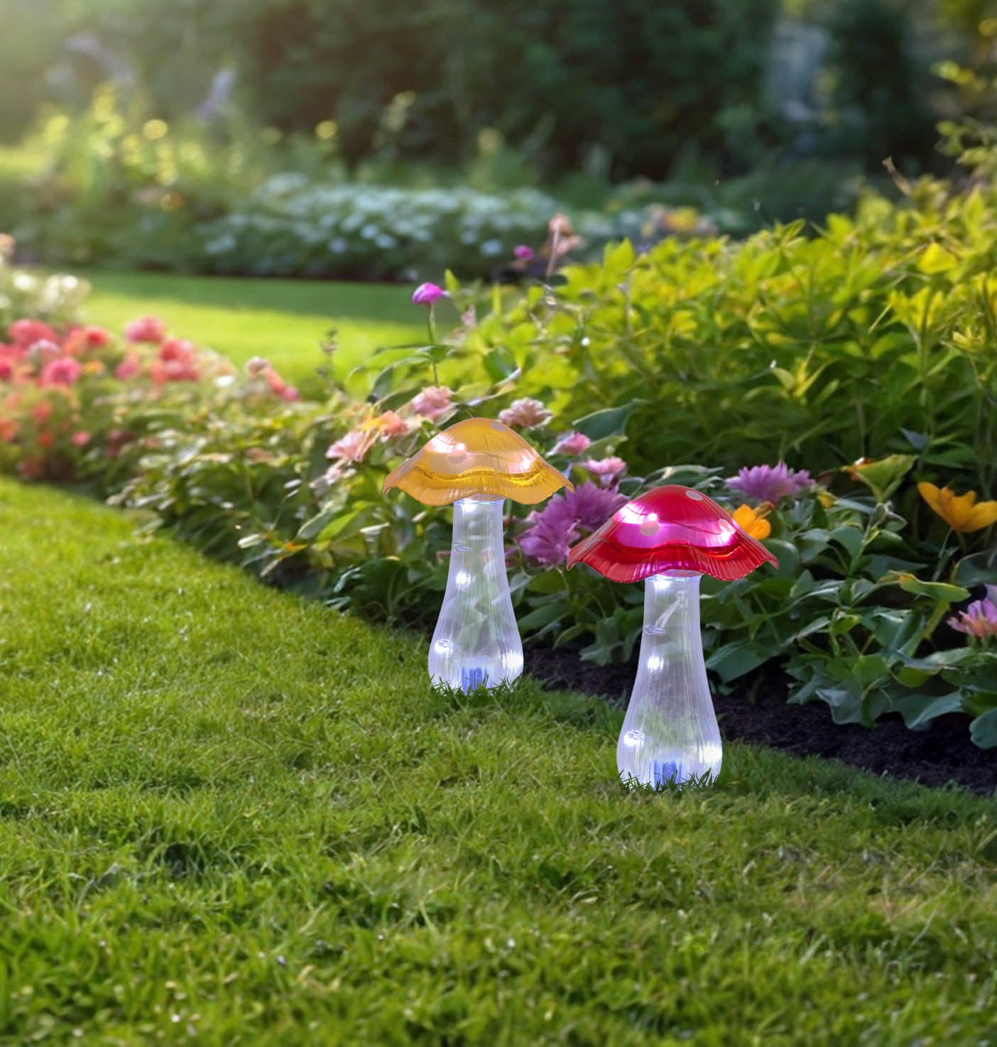 näve LED Solarleuchte »Mantar« LED-Modul 2 Stk. Kaltweiß 2er Set Dekoerdspieß Pilze rot und gelb, Dämmerungssensor, kaltweiß