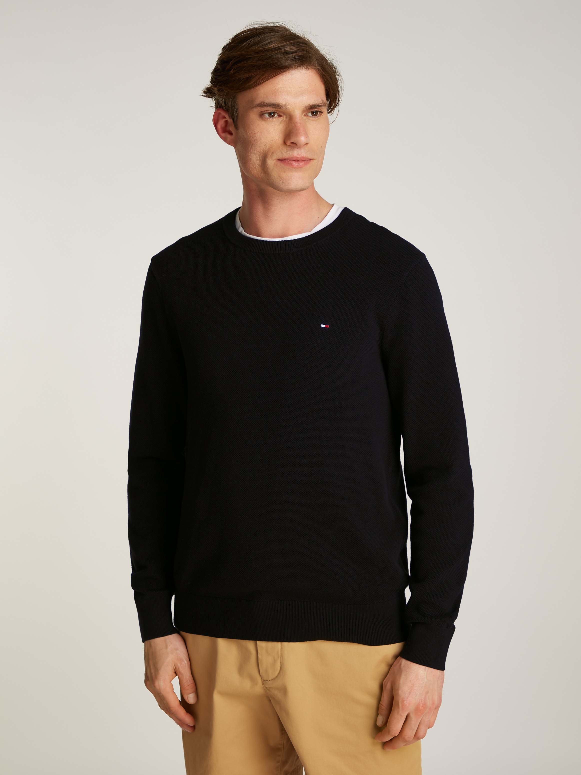 Tommy Hilfiger Rundhalspullover »ESSENTIAL STRUCTURE CREW NECK mit Struktur und Label«, unifarben, casual, regular fit, Baumwolle, Rundhals