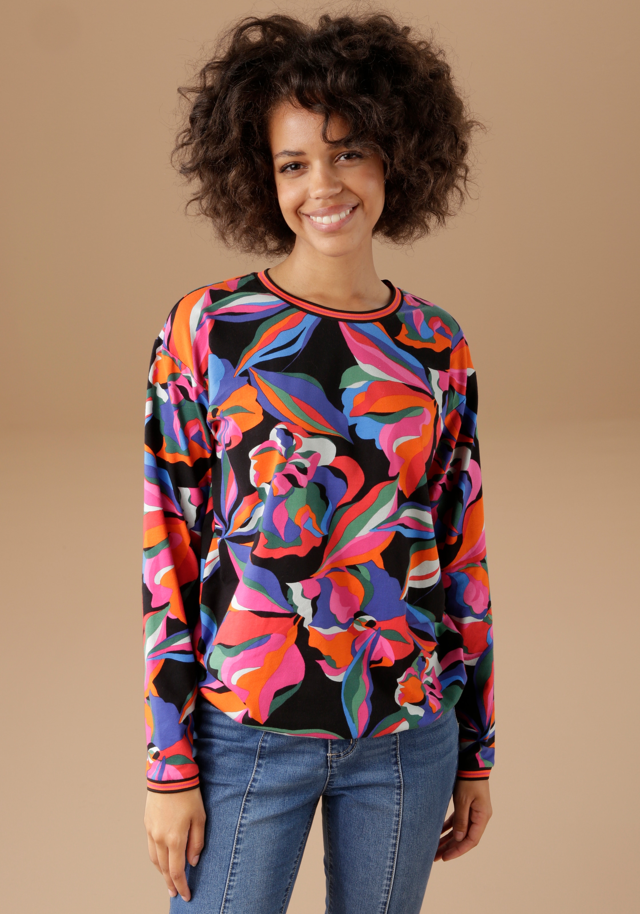 bestellen Sweatshirt, bedruckt online mit Blumen graphischen OTTO bei Aniston bunten, CASUAL
