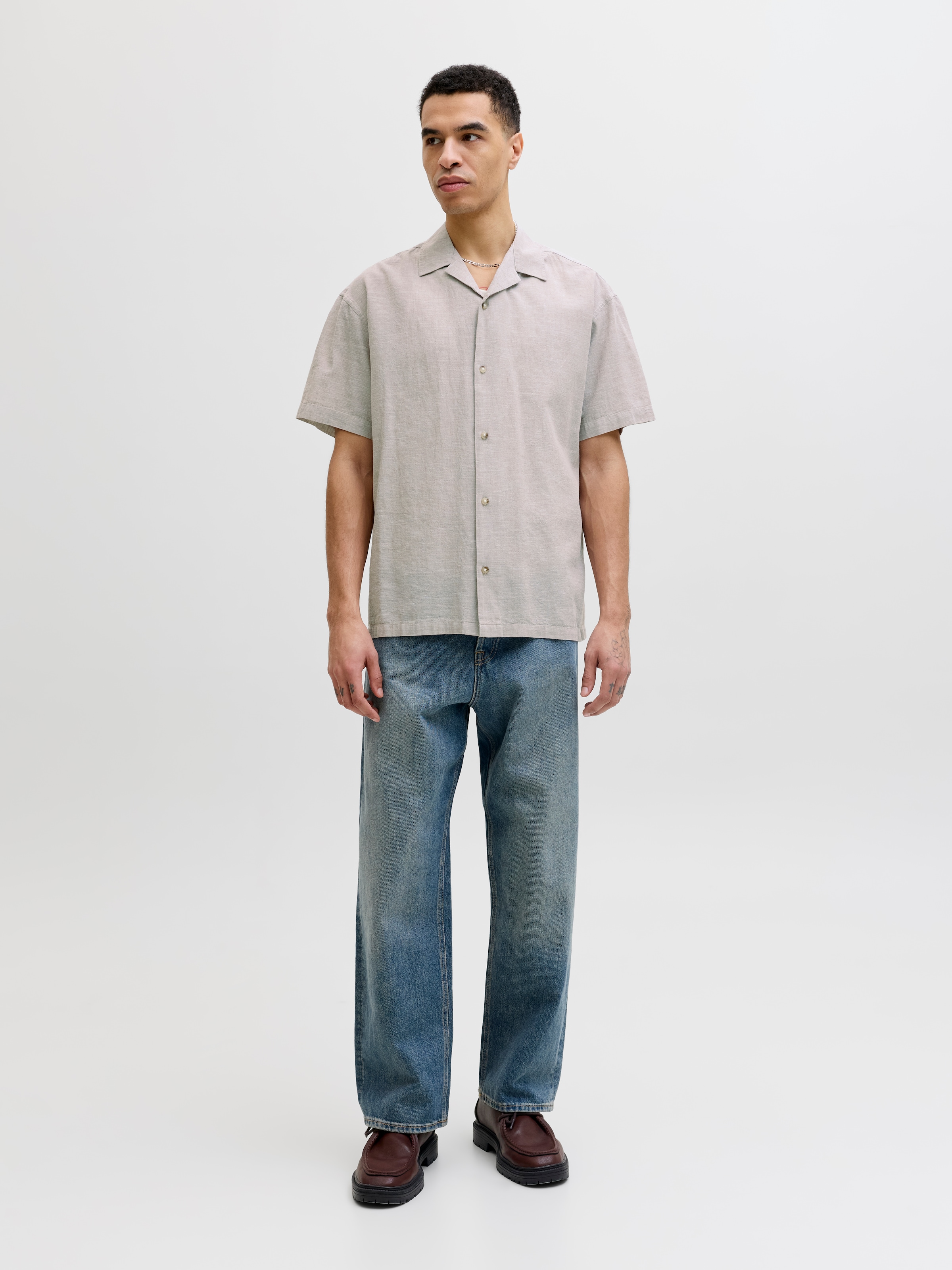 Jack & Jones Kurzarmhemd »JJESUMMER LINEN BLEND RESORT SHIRT SS SN« Baumwollmischung, relaxed fit