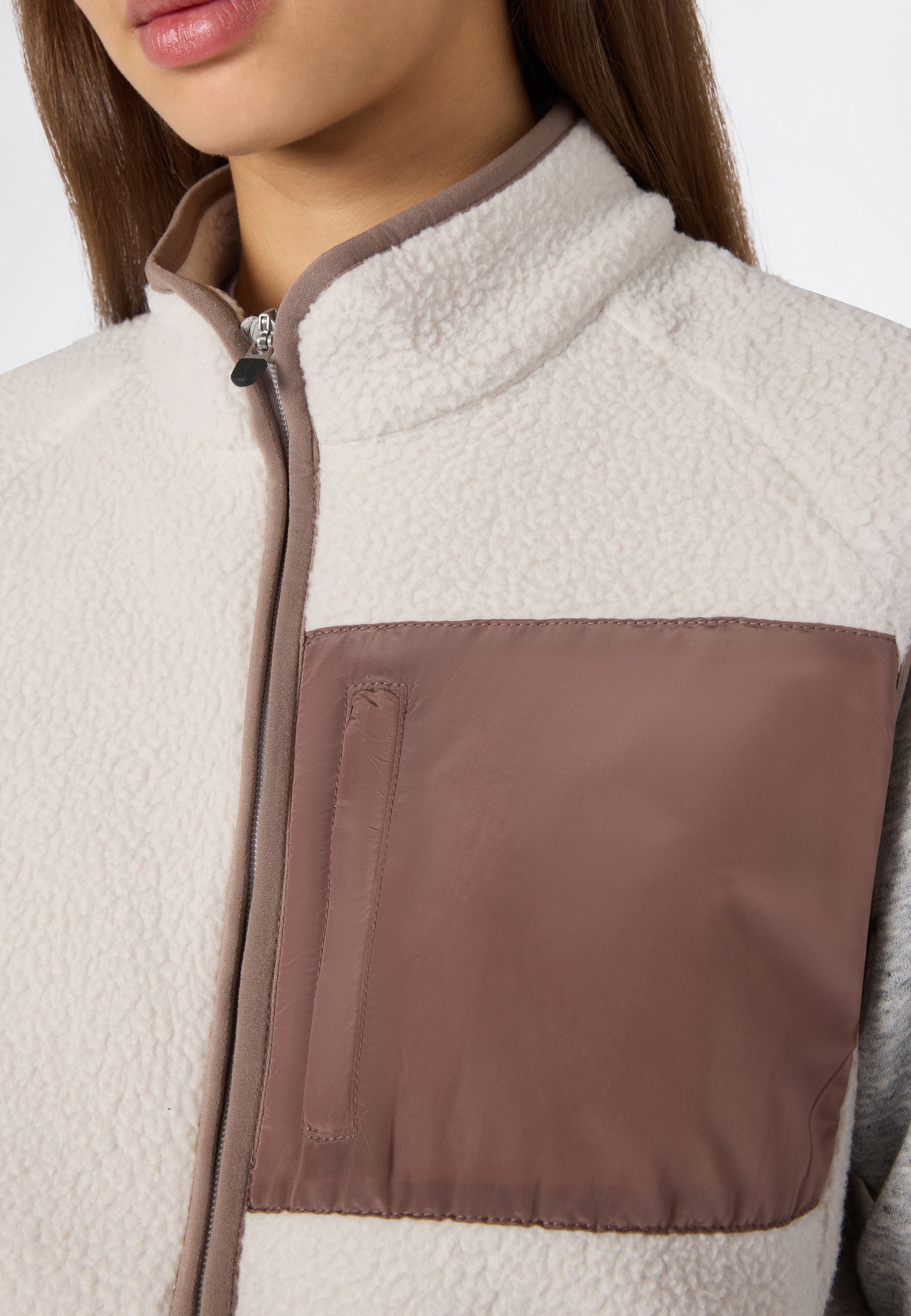 Champion Fleeceweste »SPORTWEAR VEST Slim Fit Polar« mit sportlichem Look, als praktische Zwischenschicht einsetzbar
