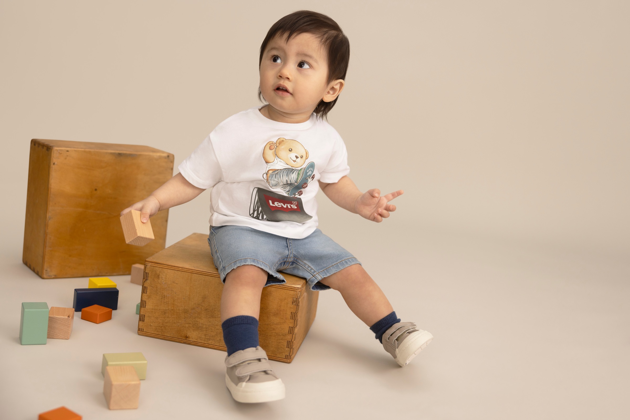 Levi's® Kids Shirt & Shorts »LVB SKATER LEVI TEE & DENIM SE« 2 tlg. for Boys, Jeans-Shirts und Printshirt