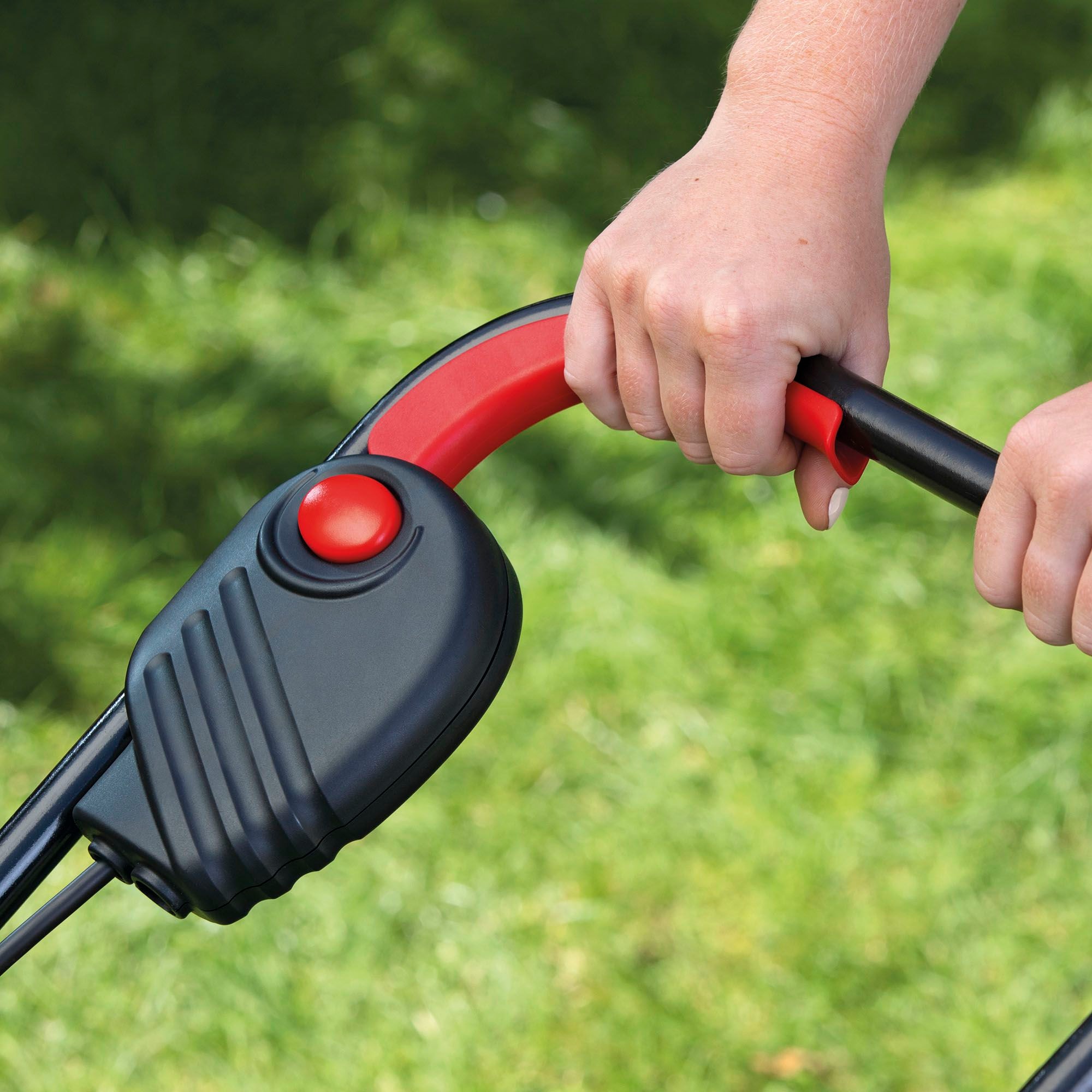 Bosch Home & Garden Akkurasenmäher »EasyMower 18V-32-200«, ohne Akku und Ladegerät