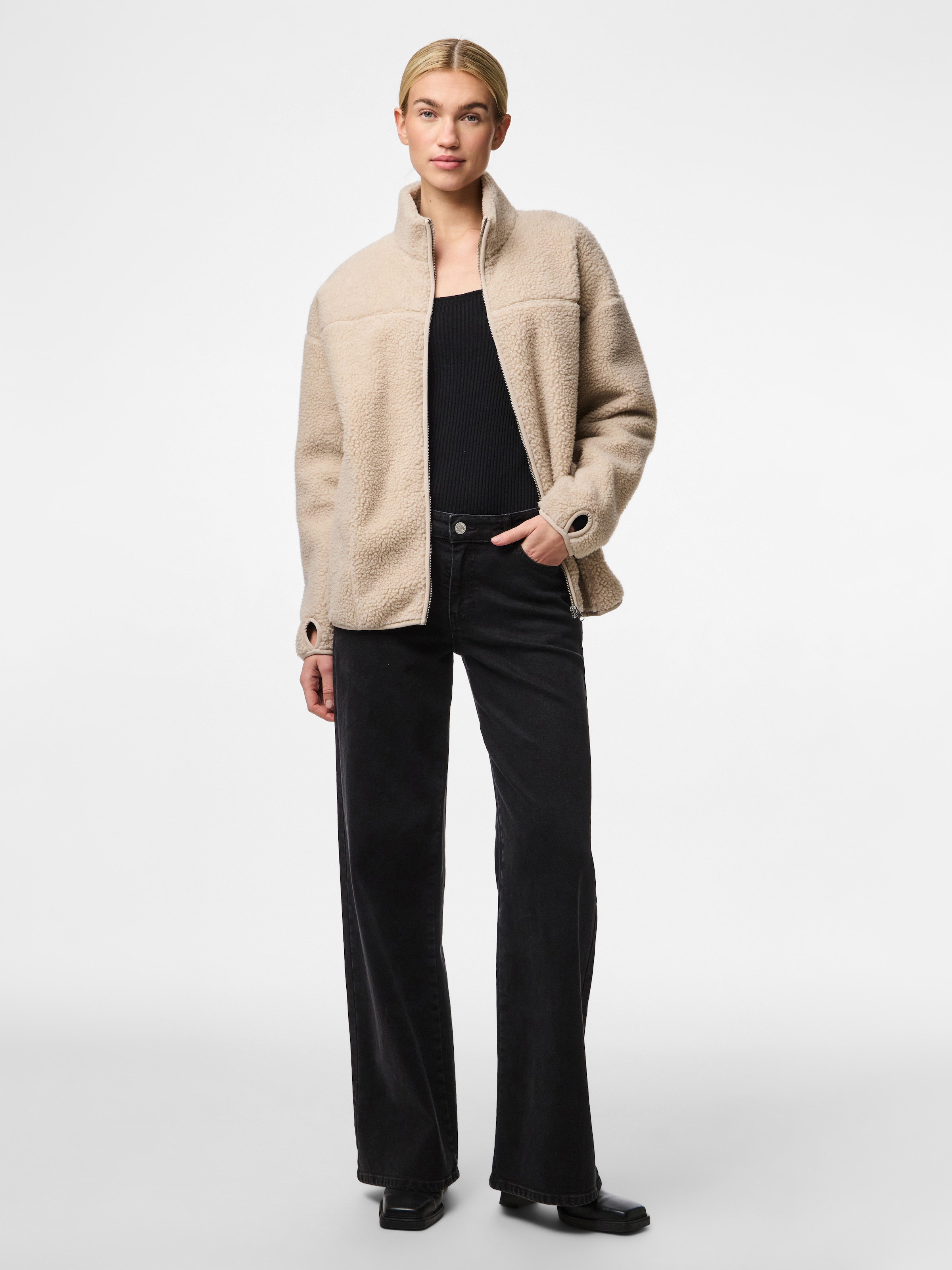 pieces Plüschjacke »PCSADIA LS TEDDY JACKET NOOS BC« Kunstfaser