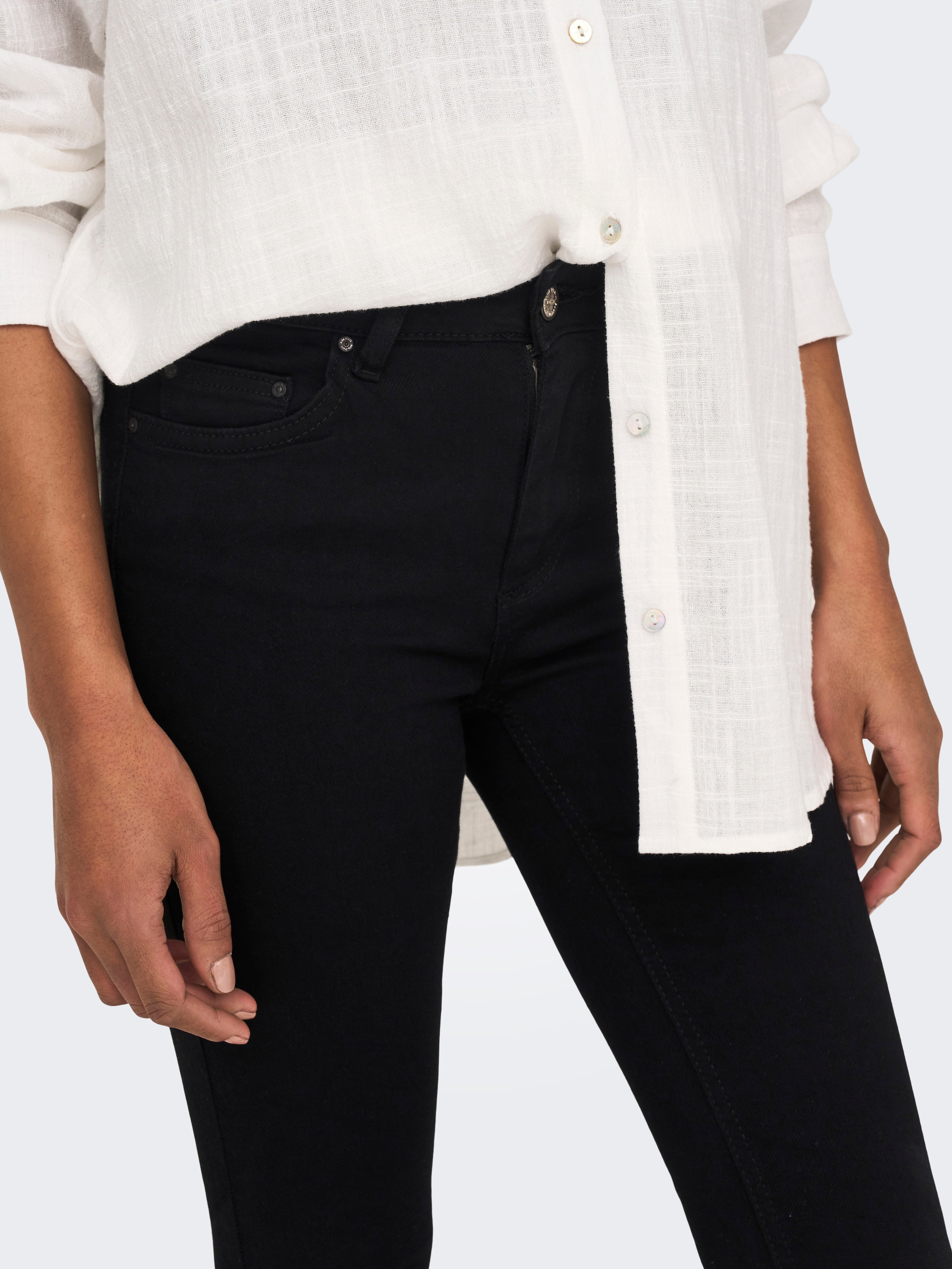 ONLY Ankle-Jeans »ONLBLUSH MID SK AK RW DNM REA2343 NOOS«, ausgefranste Säume
