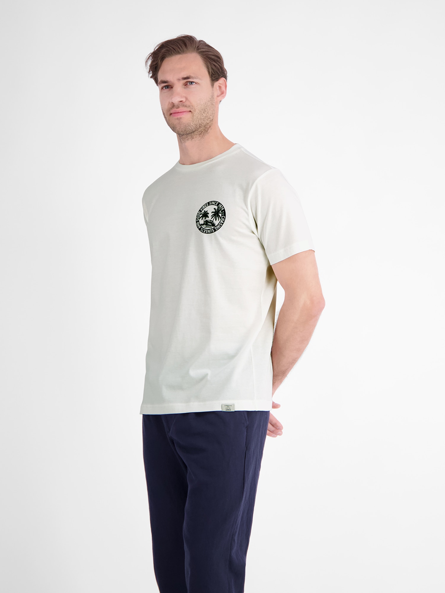 LERROS T-Shirt »Lässiges, unifarbenes T-Shirt aus reiner Baumwolle mit Print«