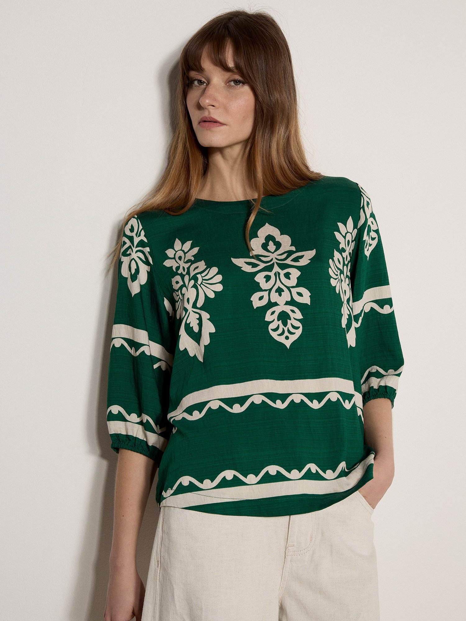 Apricot Blusentop »Folk Floral Bluse« mit Blumenapplikation