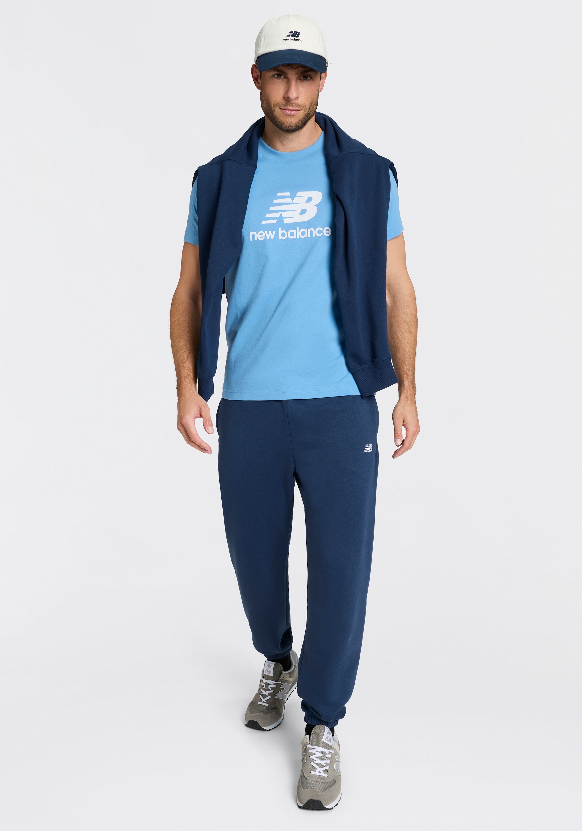 New Balance Kapuzensweatshirt »SPORT ESSENTIALS FRENCH TERRY HOODIE«, mit Kapuze, Langarm, aus Baumwolle und Polyester, entspannte Passform
