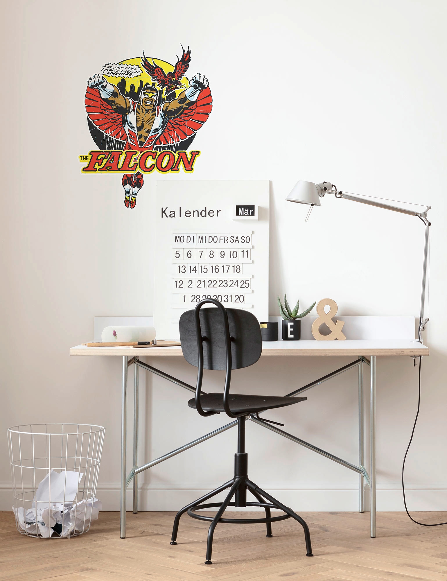 Komar Wandtattoo »Falcon Comic Classic - Größe 50 x 70 cm«, (1 St.), selbstklebend, Wandsticker, Kinderzimmer