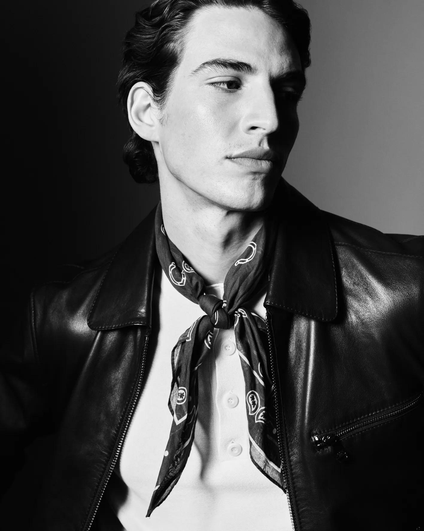 Joop Jeans Rundhalspullover »Peko« mit Henleyausschnitt, normale Passform