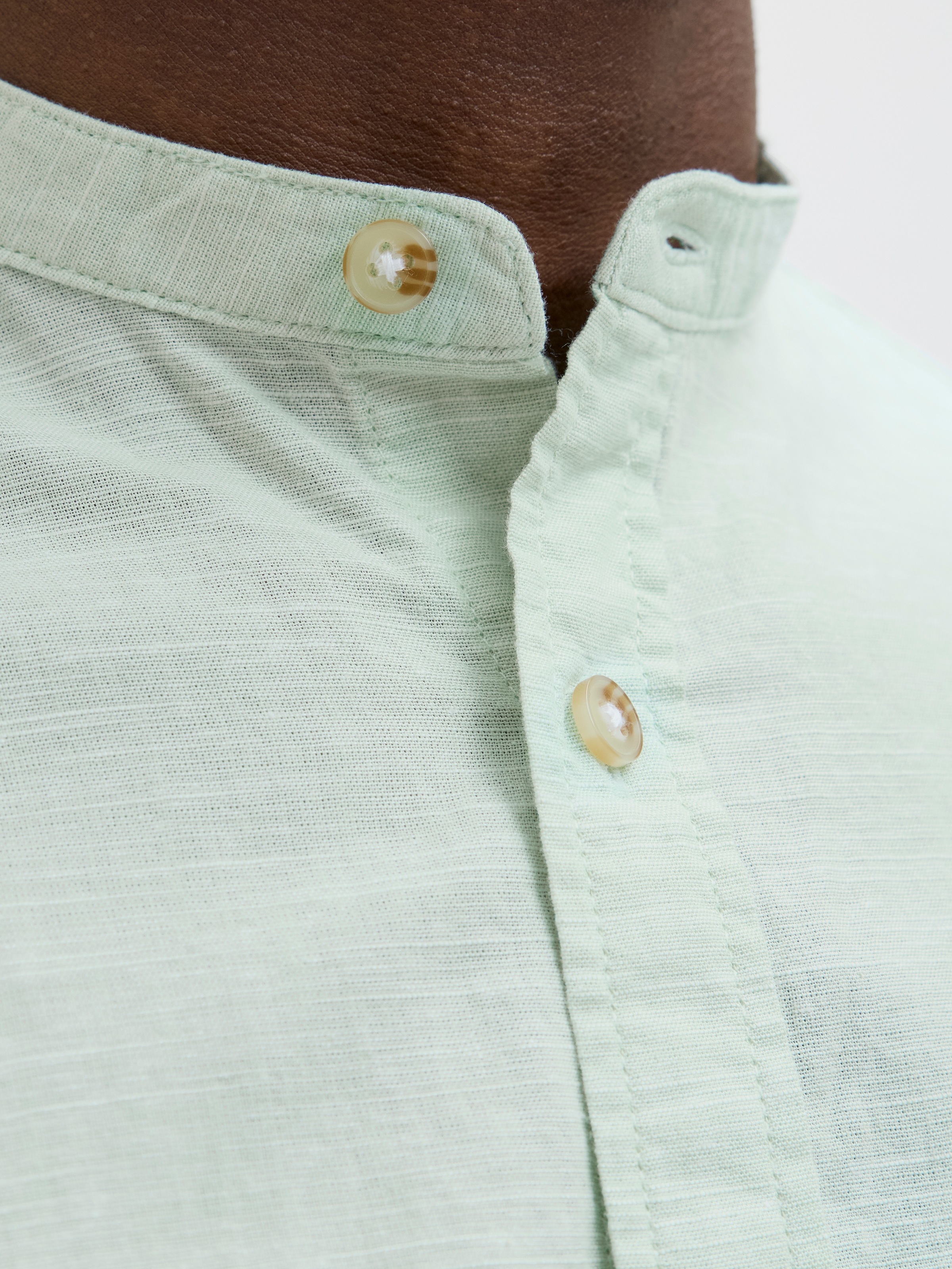 Jack & Jones Langarmhemd »JJESUMMER BAND SHIRT LS SN« mit Bandkragen