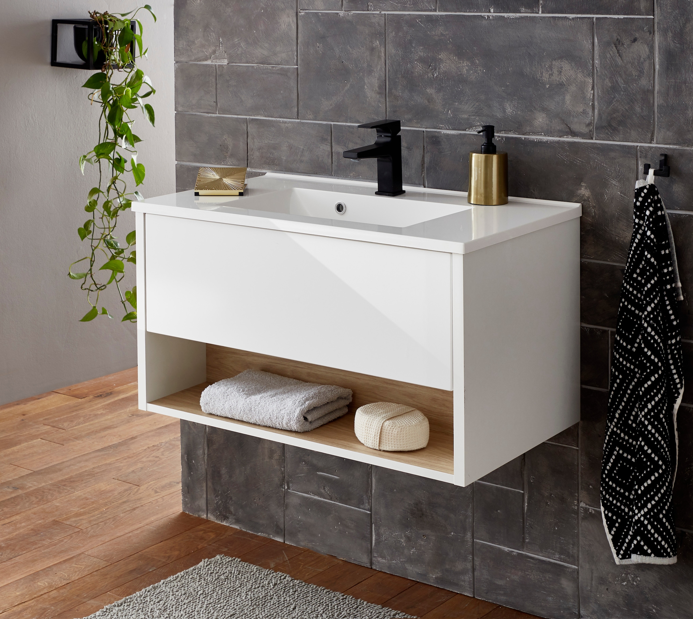 Places of Style Badmöbel-Set »Studio Line, Bad im modernen Design, 5-teiliges Badezimmer«, (5 St.), Schrank, Waschtisch und Spiegel, in zwei Farben verfügbar, Stauraum