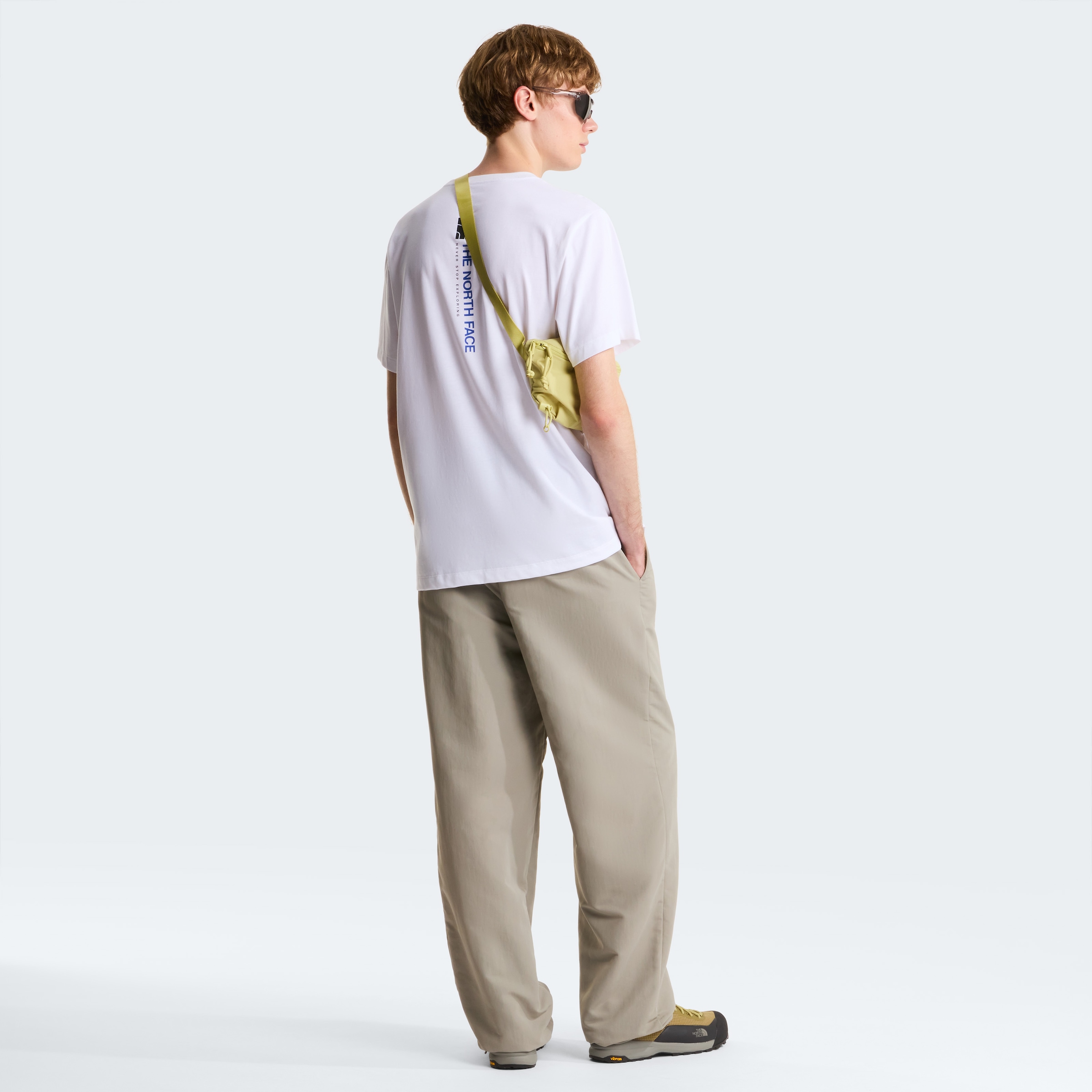 The North Face T-Shirt »M VERTICAL REGULAR SHORT SLEEVE TEE-GRAPHIC« für Sportmode und Outdoormode, modernes Design