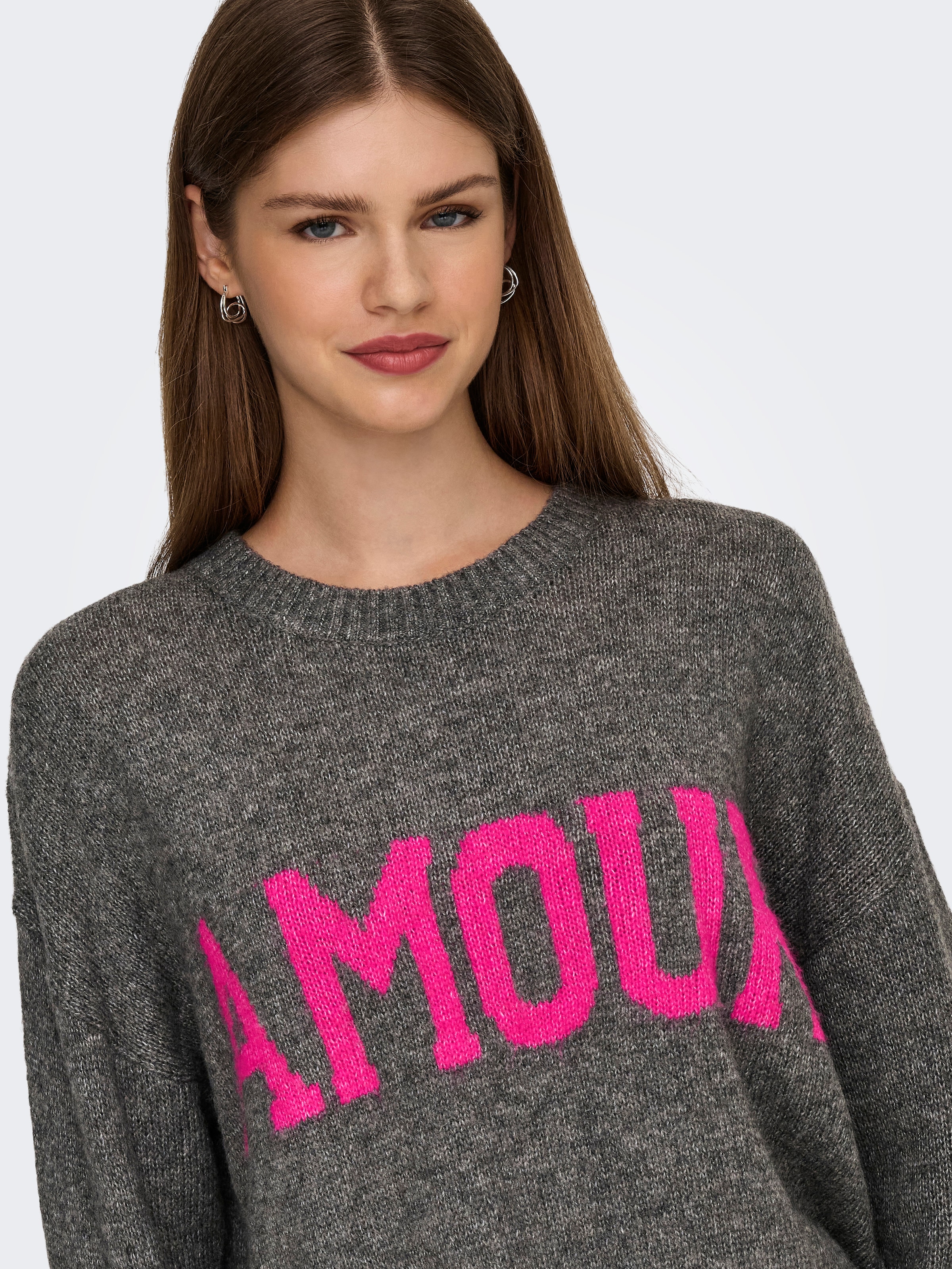 ONLY Rundhalspullover »ONLNEW AMOUR LS TEXT O-NECK CS KNT«