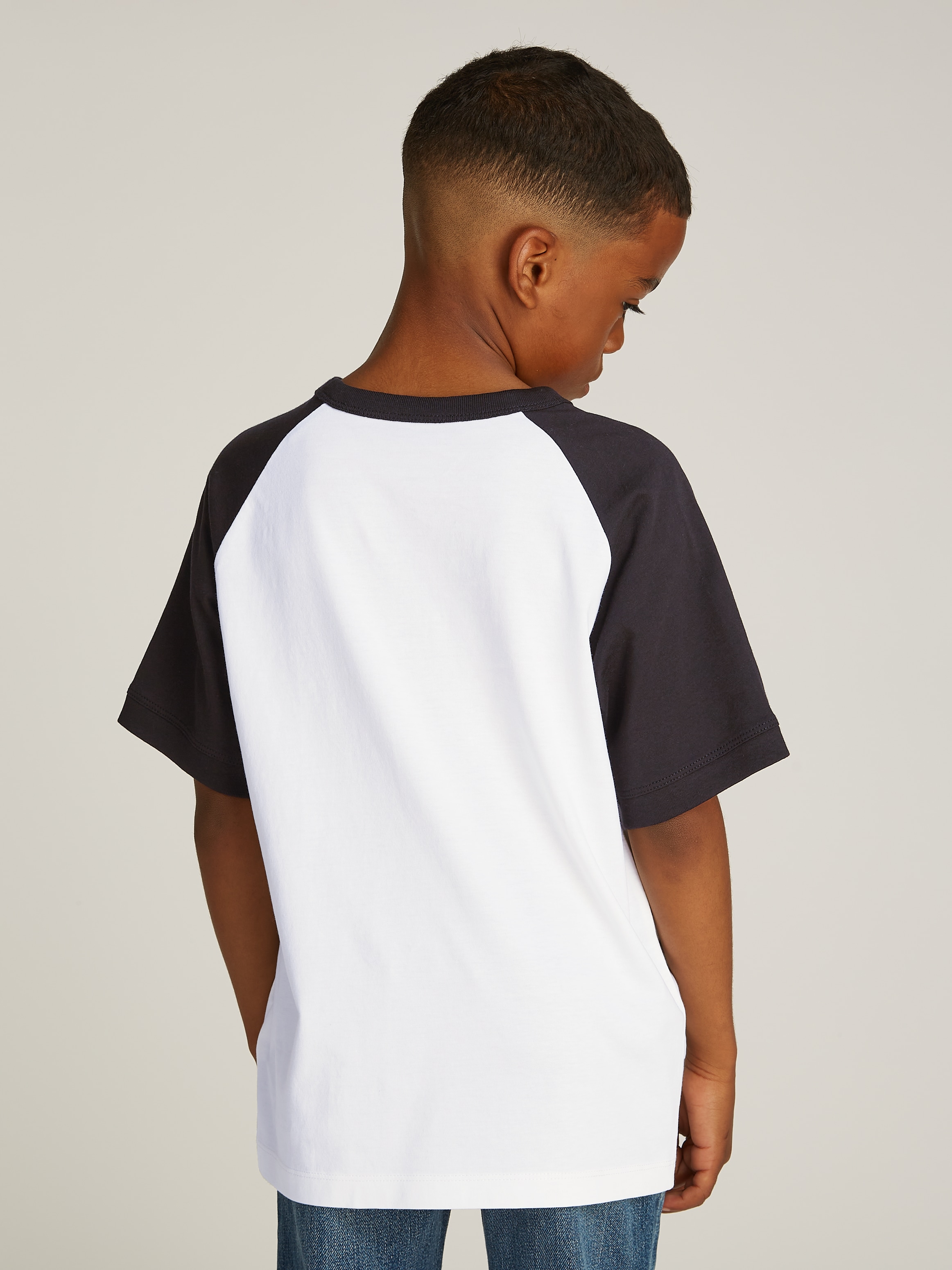 Calvin Klein Jeans Rundhalsshirt »COLOR BLOCK SS T-SHIRT«, für Kinder bis 16 Jahre mit Logoprägung