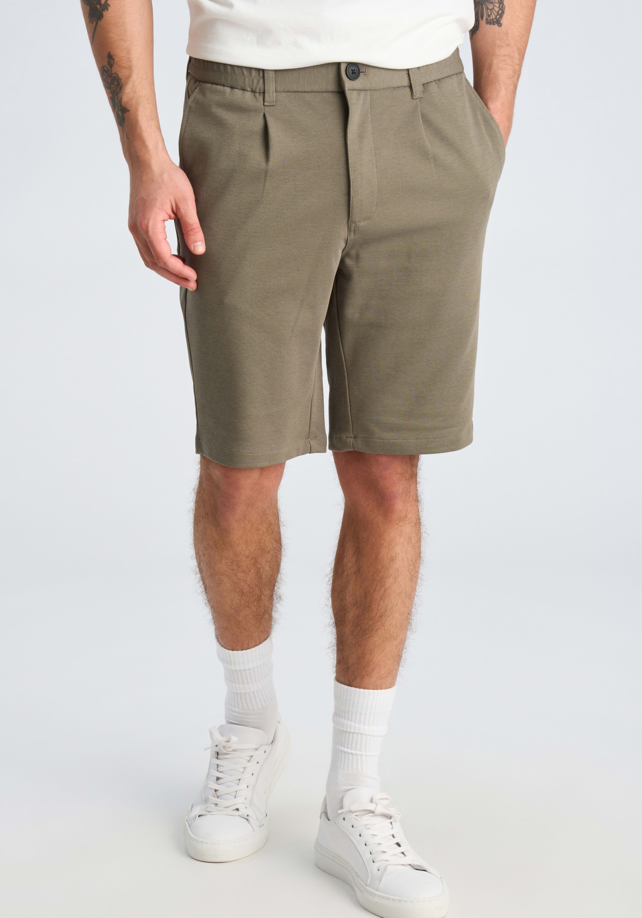 LINDBERGH Shorts  mit Viskose und Stretch