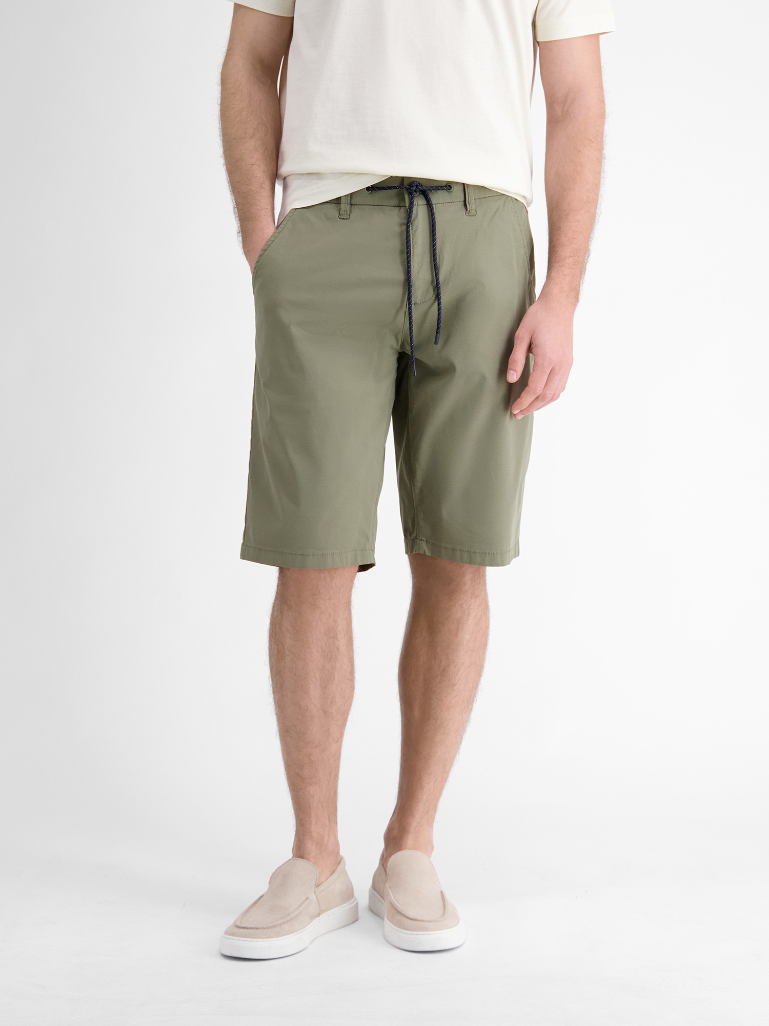 LERROS Bermudas »LERROS Chino-Bermuda, ultra leicht und schnelltrocknend«