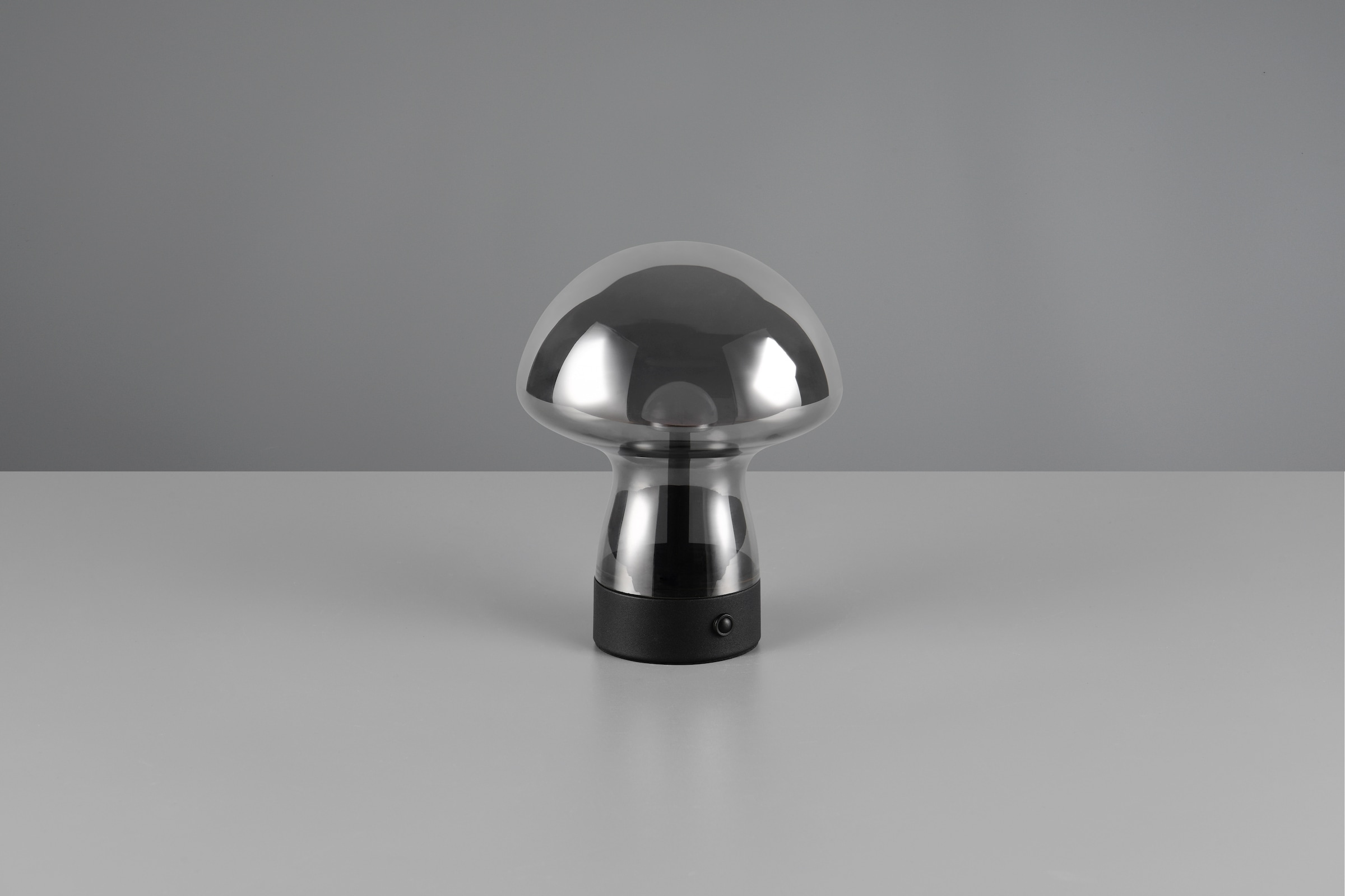 REALITY Leuchten LED Tischleuchte »DOOLEY, Akku LED Tischlampe aus Glas, Höhe 18 cm Ø 14cm, IP20 1,5W LED« LED-Board 1 Stk. Warmweiß 140 Lumen 3000K warmweiß, Touchdimmer, USB-Ladeanschluss