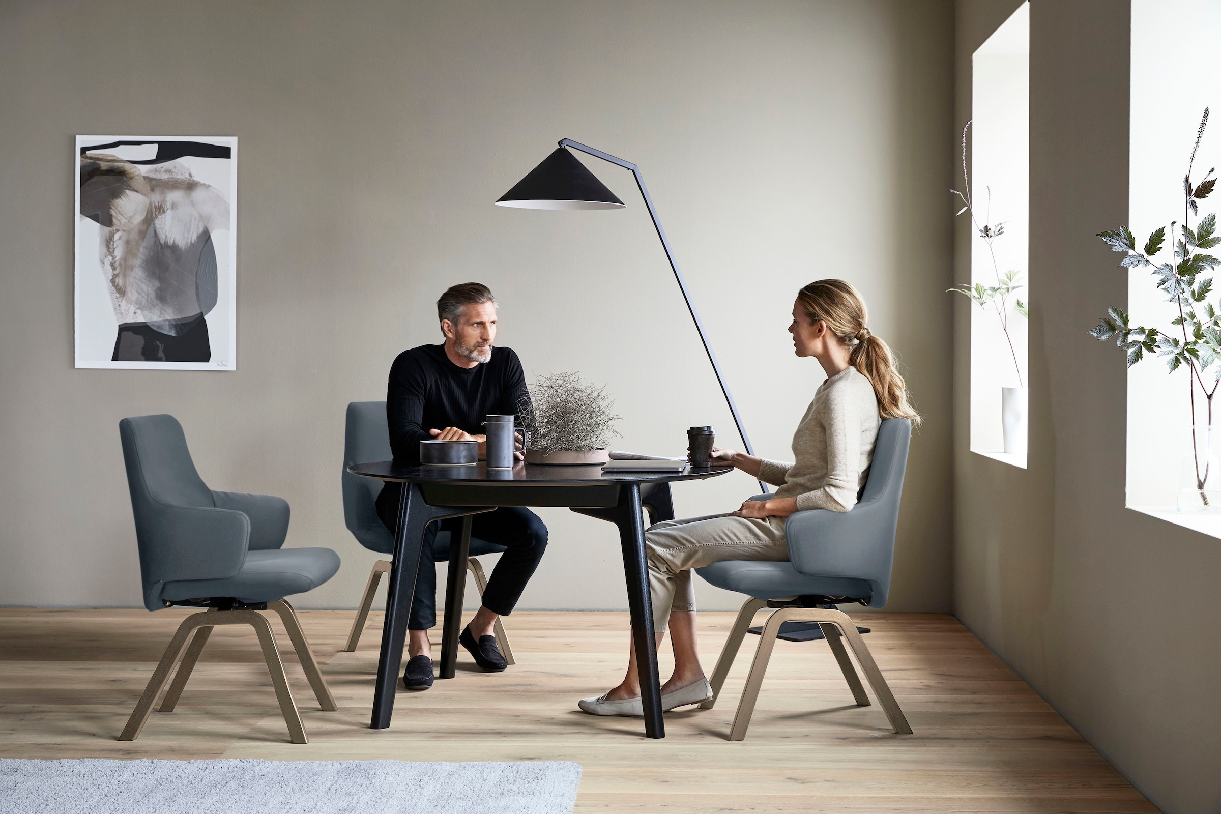Stressless® Polsterstuhl »Laurel«, Leder BATICK, Low Back mit Armlehne, Größe L, mit schräggestellten Beinen in Walnuss