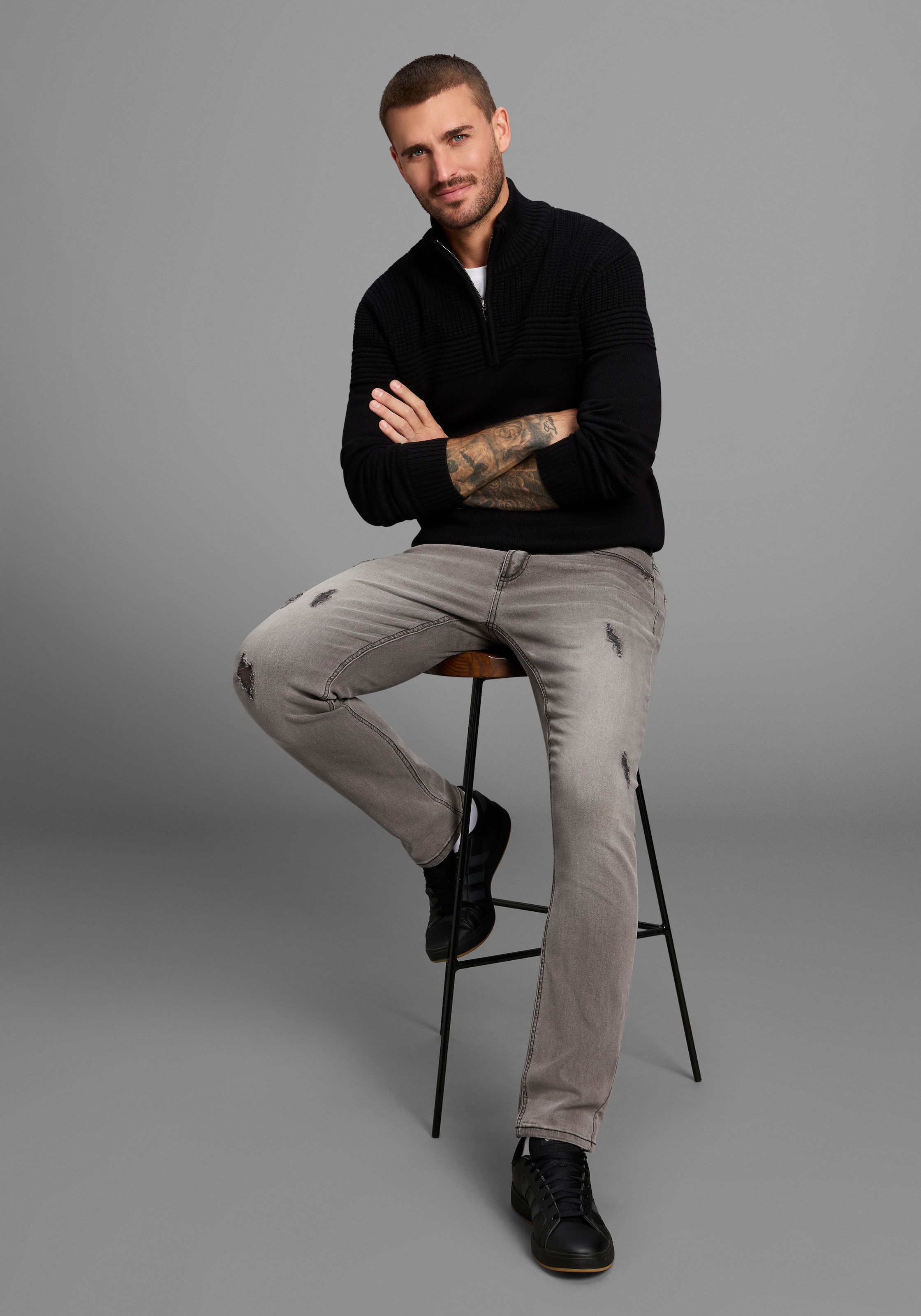 Bruno Banani Straight-Jeans »Hutch«, gerade Beinform, teilweise mit modischen Destroyed-Effekten