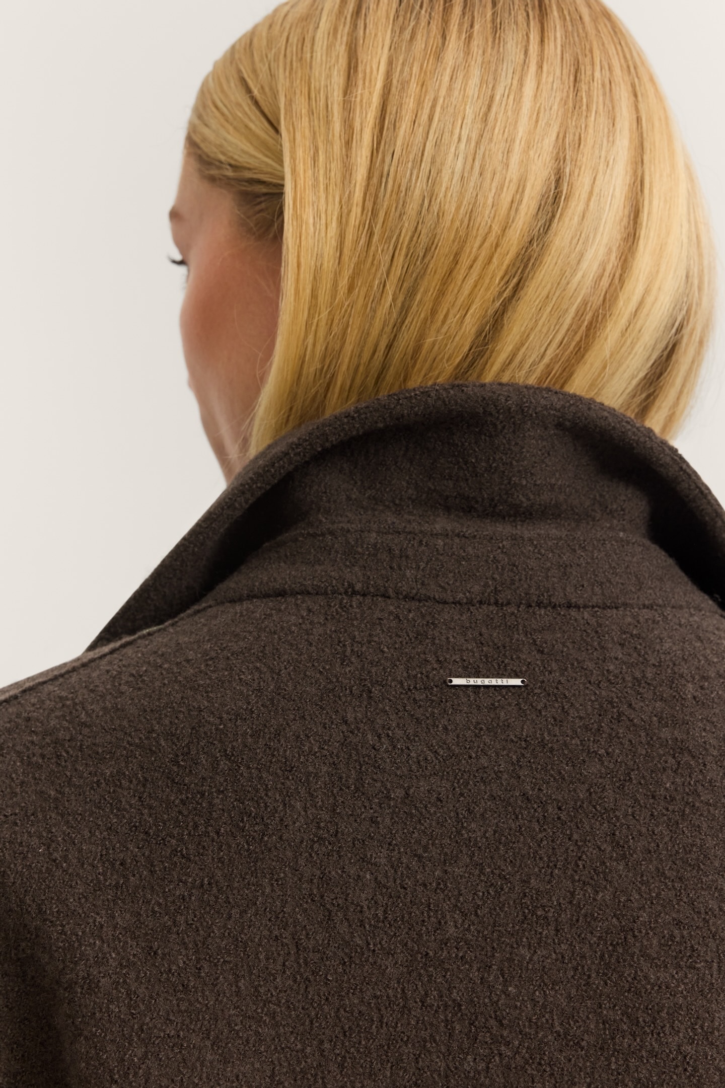 bugatti Wollmantel »Loose Fit«, Flexcity Stretch mit Revers & Taschen