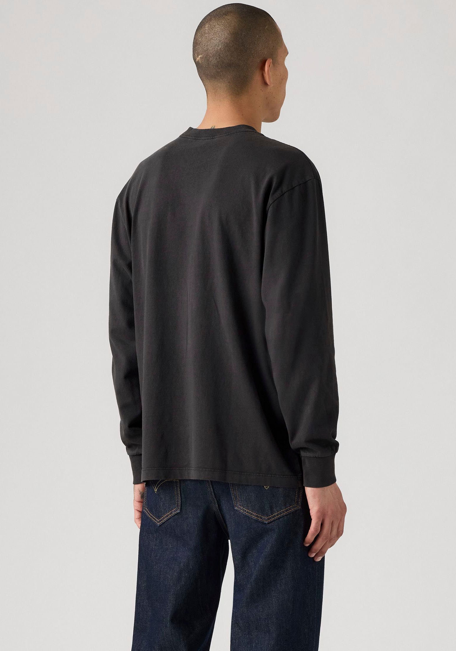 Levi's® Langarmshirt GARMENT- Färbung