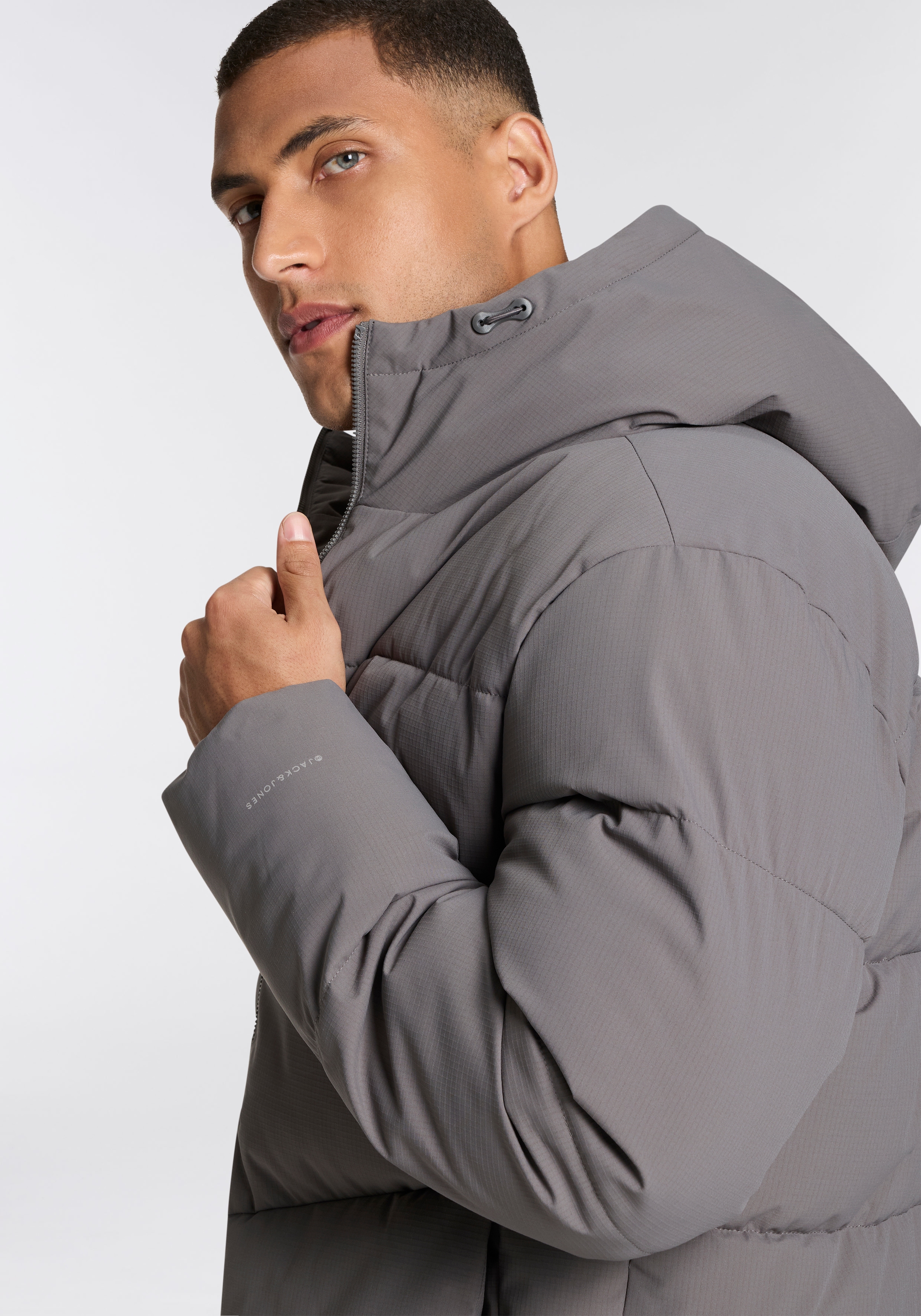 Jack & Jones Steppjacke »JJGUARD – Steppjacke mit Wattierung und Reißverschluss«, mit Kapuze, modisch, regular fit, Web