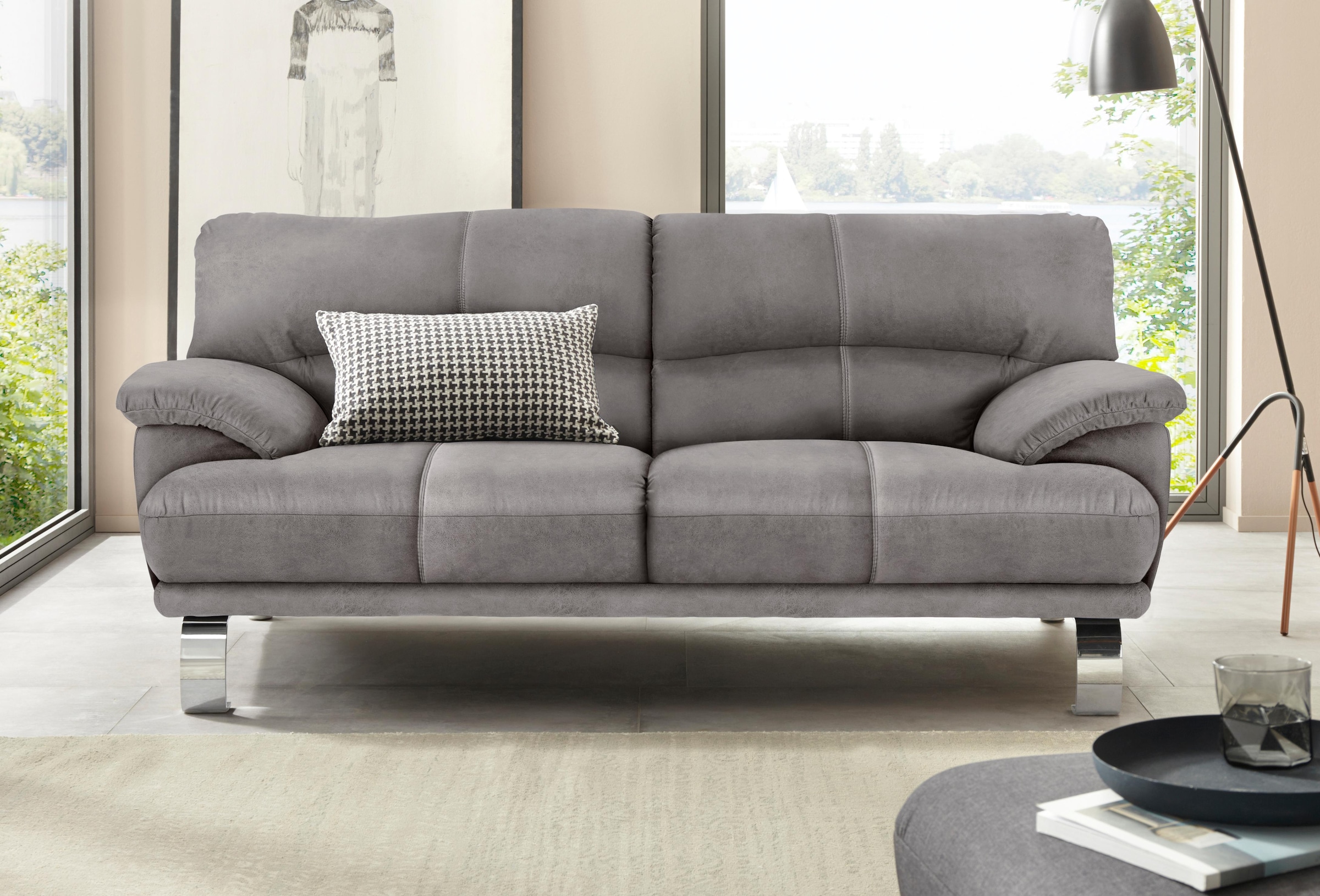 TRENDMANUFAKTUR 3-Sitzer »Cecilia II, mit italienischem Design, tollen Details«, mit tollem Sitzkomfort und Designfuß