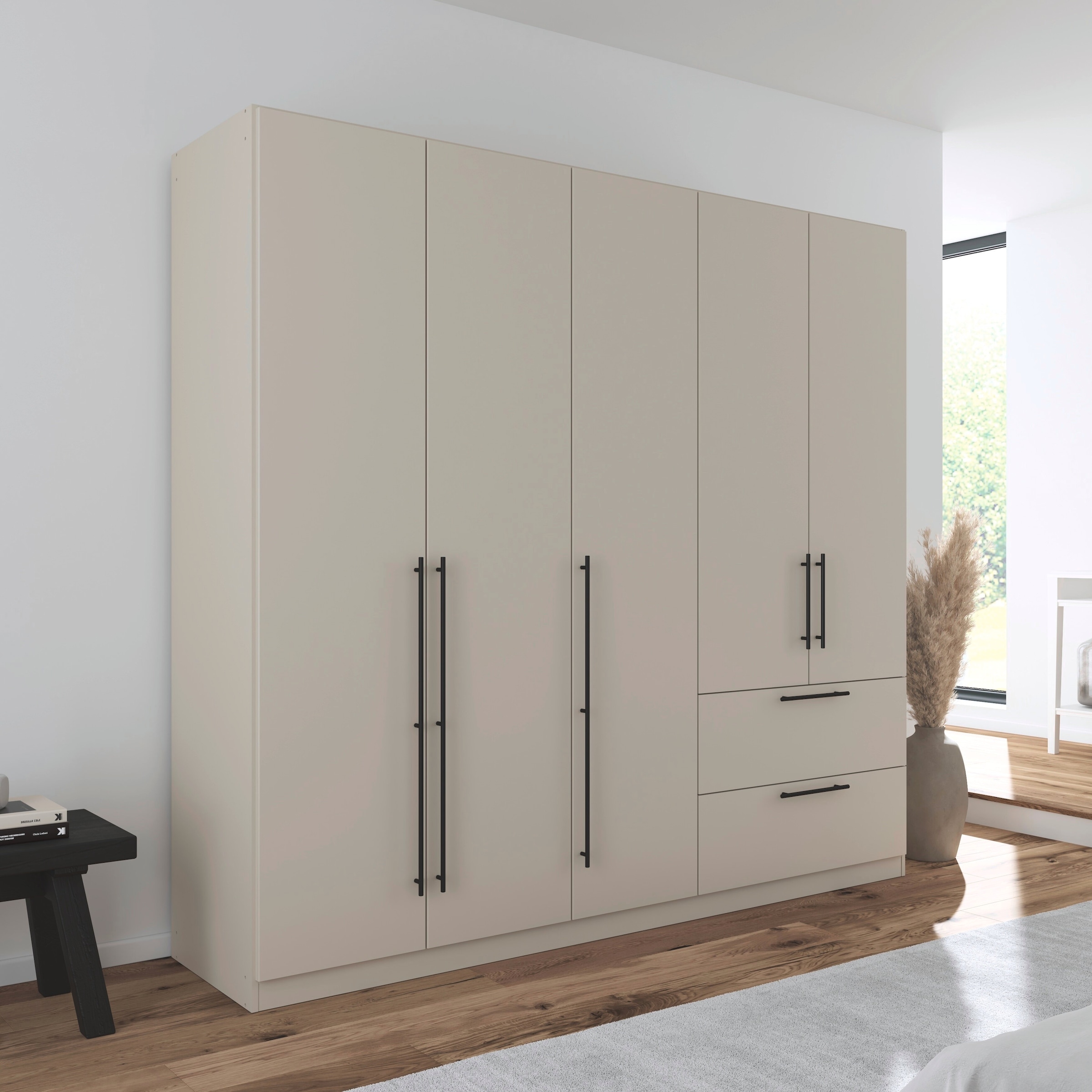 rauch Kleiderschrank »Drehtürenschrank Schrank Garderobe Wäscheschrank Schlafzimmer AVOLA«, (in 3 verschiedenen Ausstattungen BASIC/CLASSIC/PREMIUM), mit hochwertigen Stangengriffen aus Metall in Schwarz MADE IN GERMANY