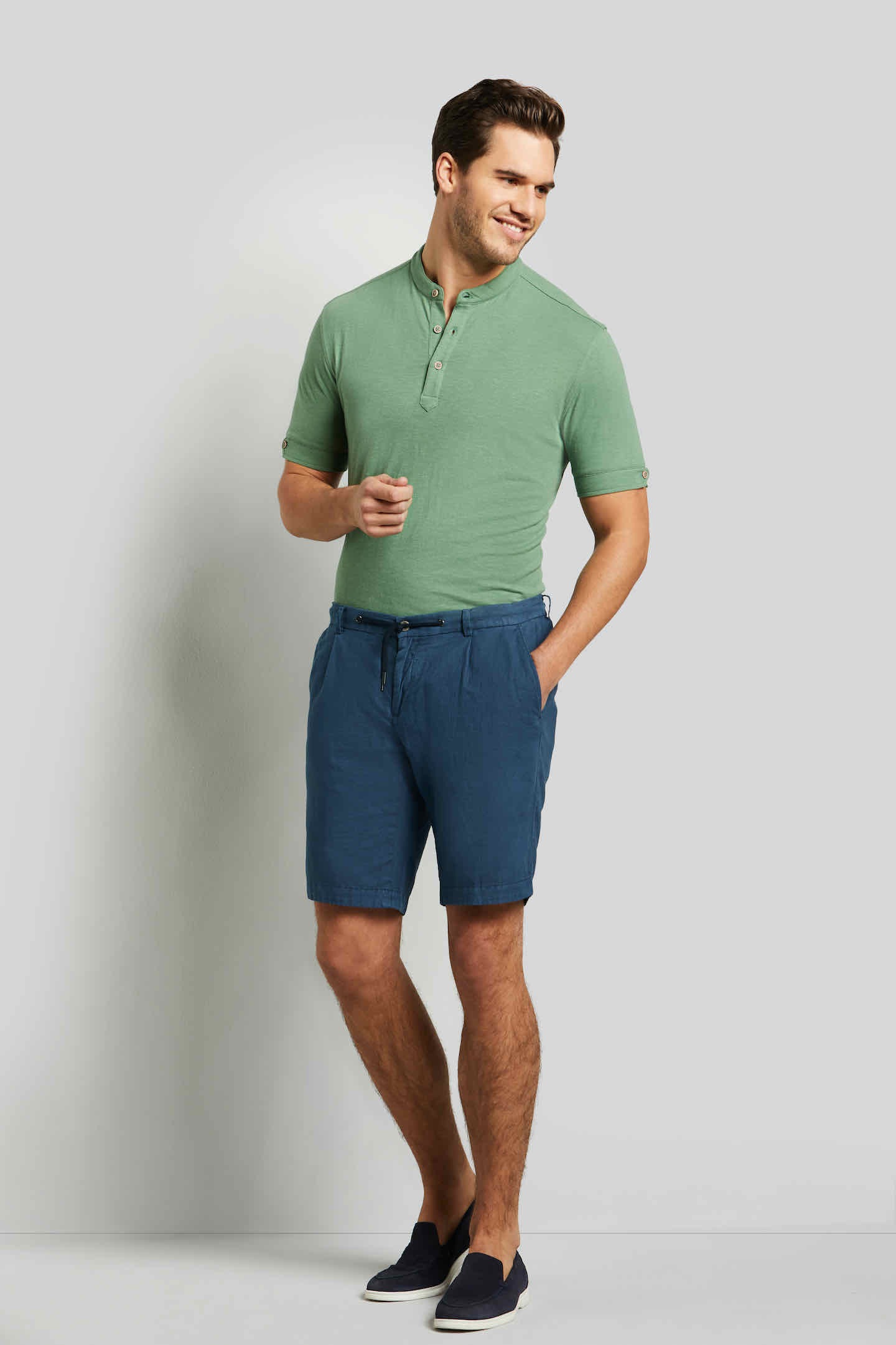 bugatti Bermudas, in sportlicher Optik