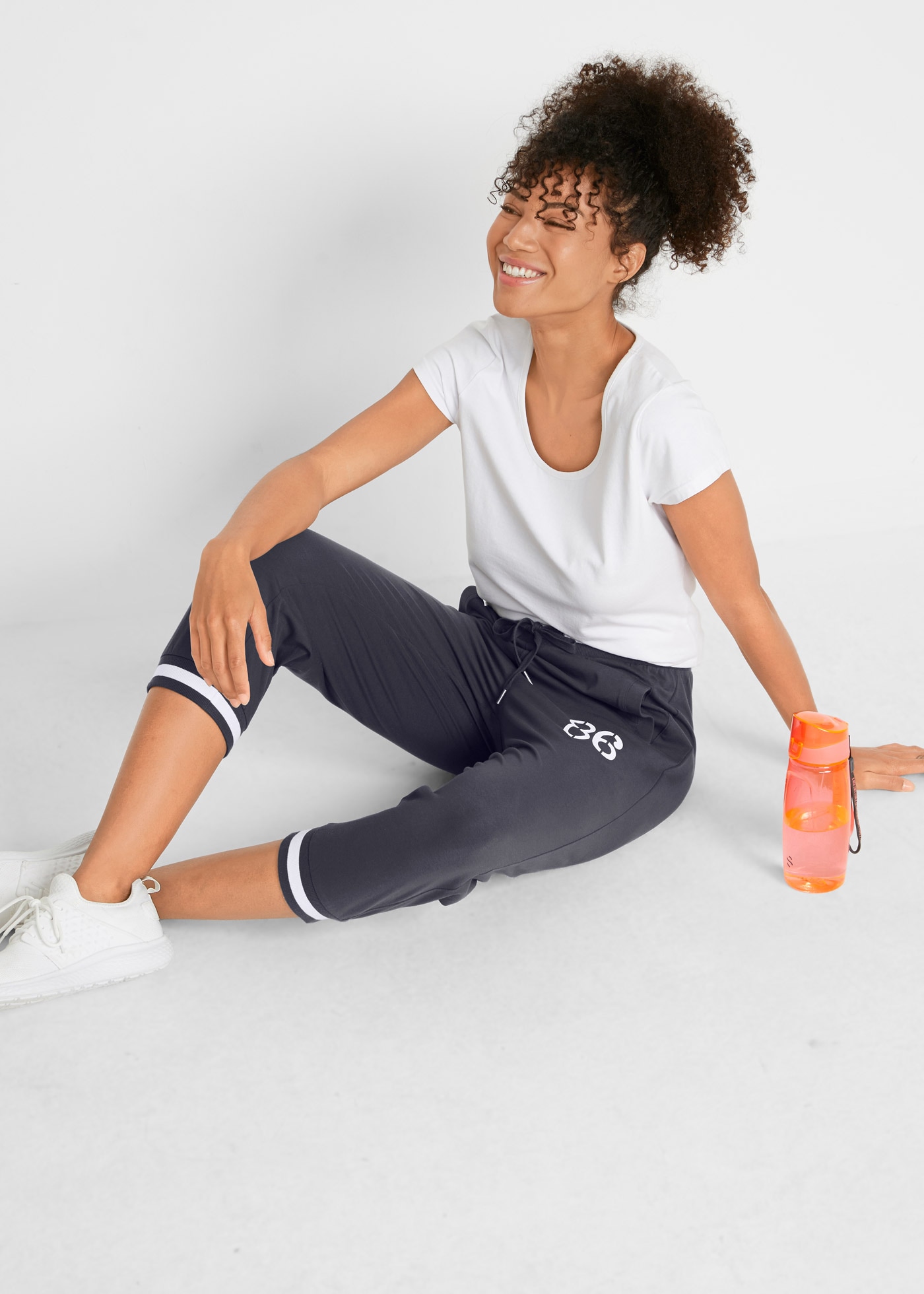 bonprix Jogginghose »Jogginghose, 3/4-Länge aus Baumwollmix«  aus Baumwollmix, mit Stretch-Material, Regular Fit, casual Stil