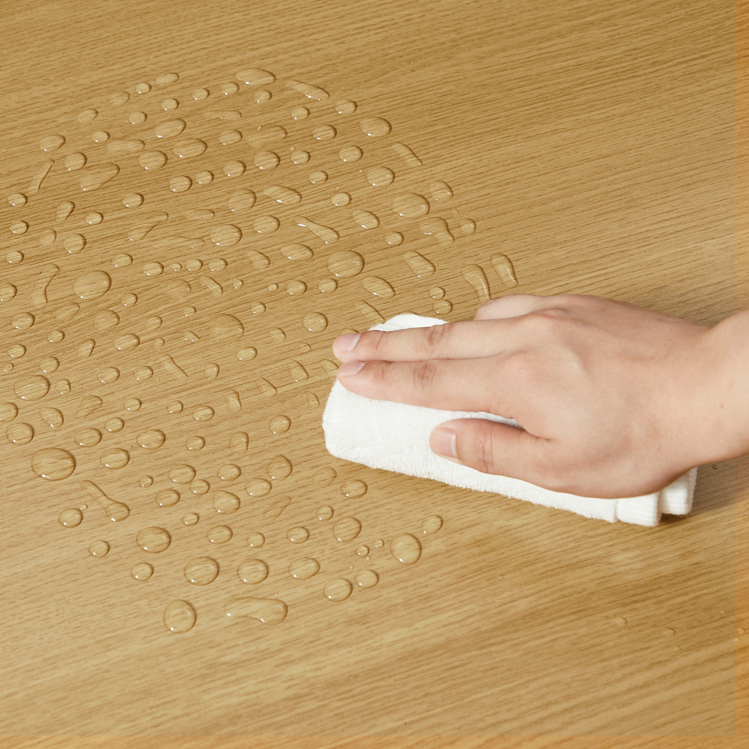 Leonique Couchtisch »Avril« Eichen-Melamin, FSC-zertifiziertem Eschenholz, Breite 110 cm