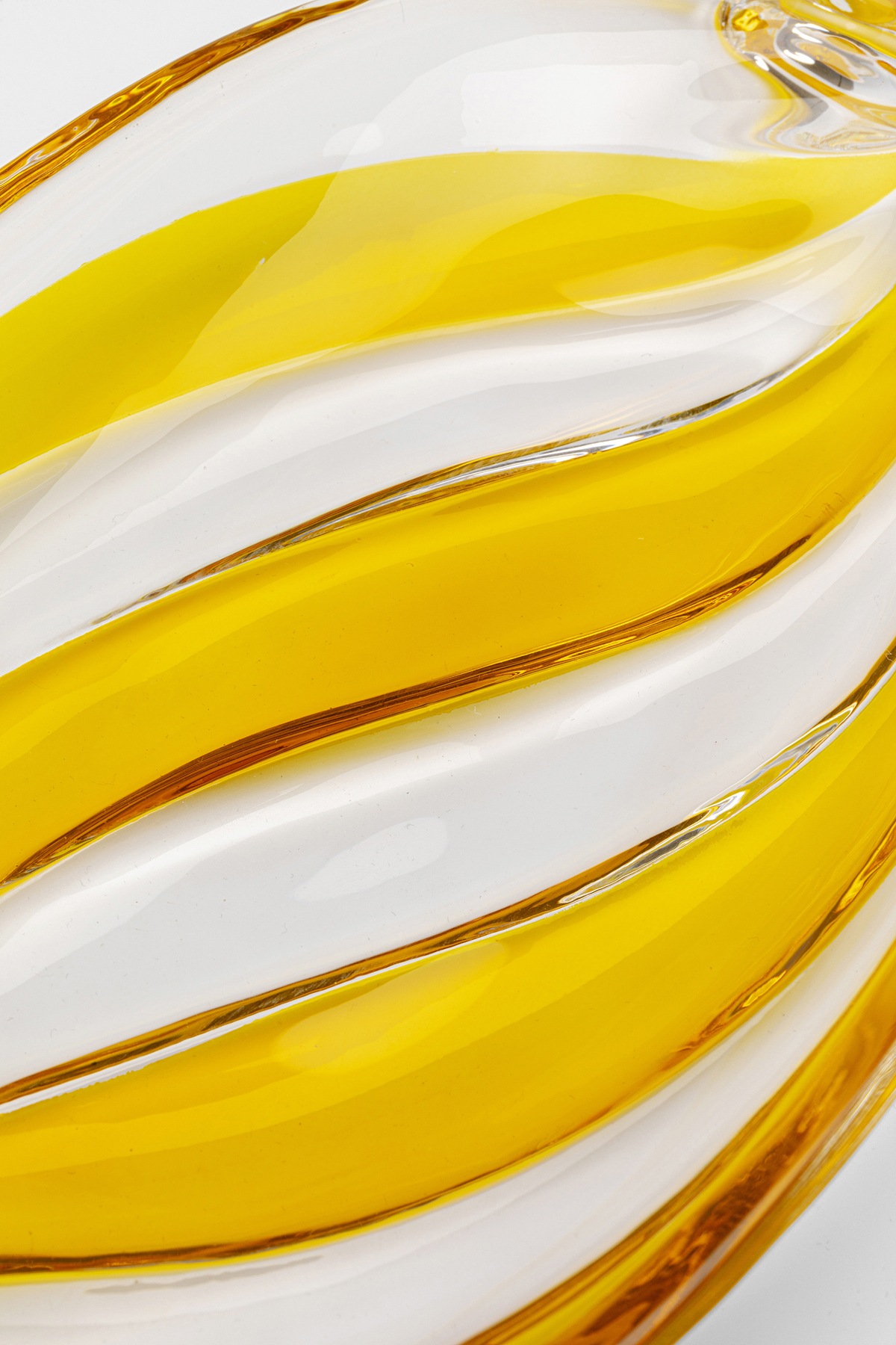 Kare Design Schale aus Glas