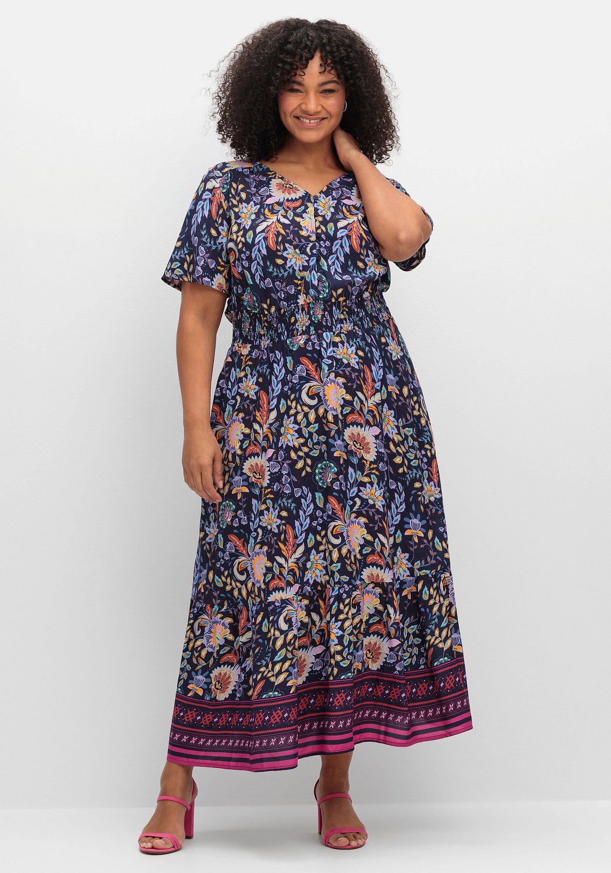 Sheego Maxikleid »Maxikleid mit Blumendruck und Taillen-Smokbund«