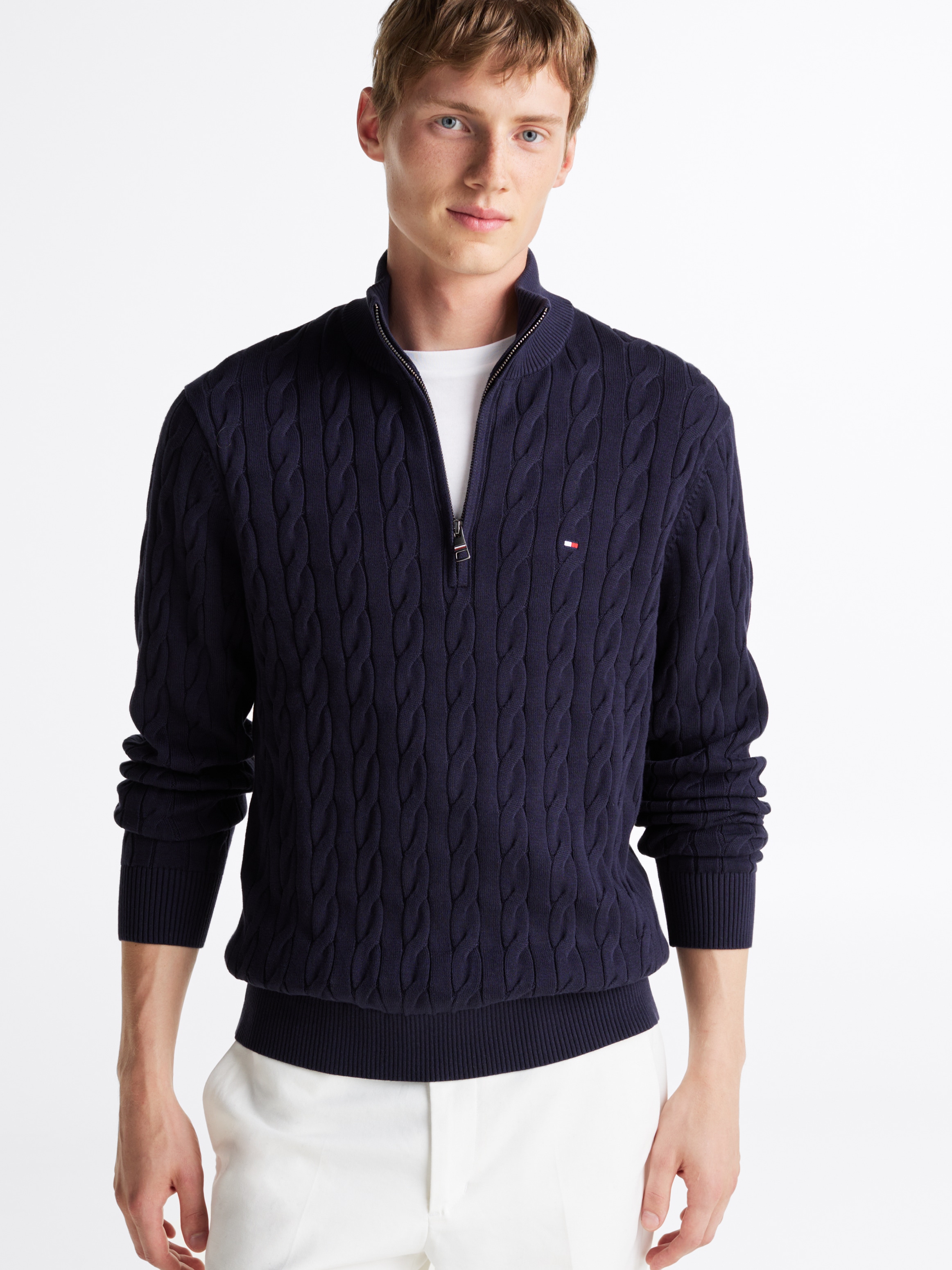 Tommy Hilfiger Strickpullover »CLASSIC COTTON CABLE ZIP MOCK«, mit modischem Zopfmuster