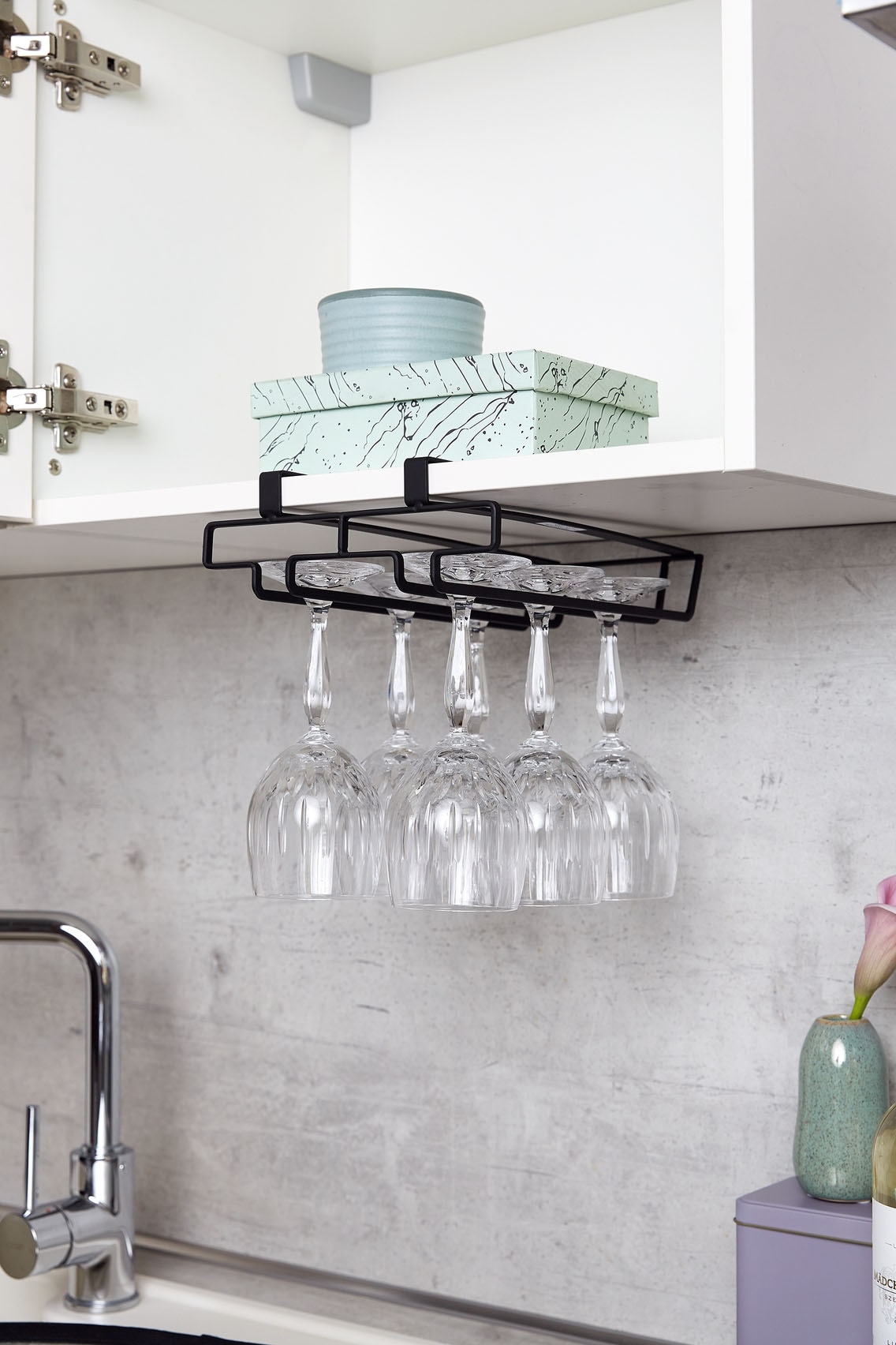 WENKO Einhängekorb »Modell Klea« Schrankeinsatz, Gläserhalterung für 6 Gläser, Befestigung ohne Bohren