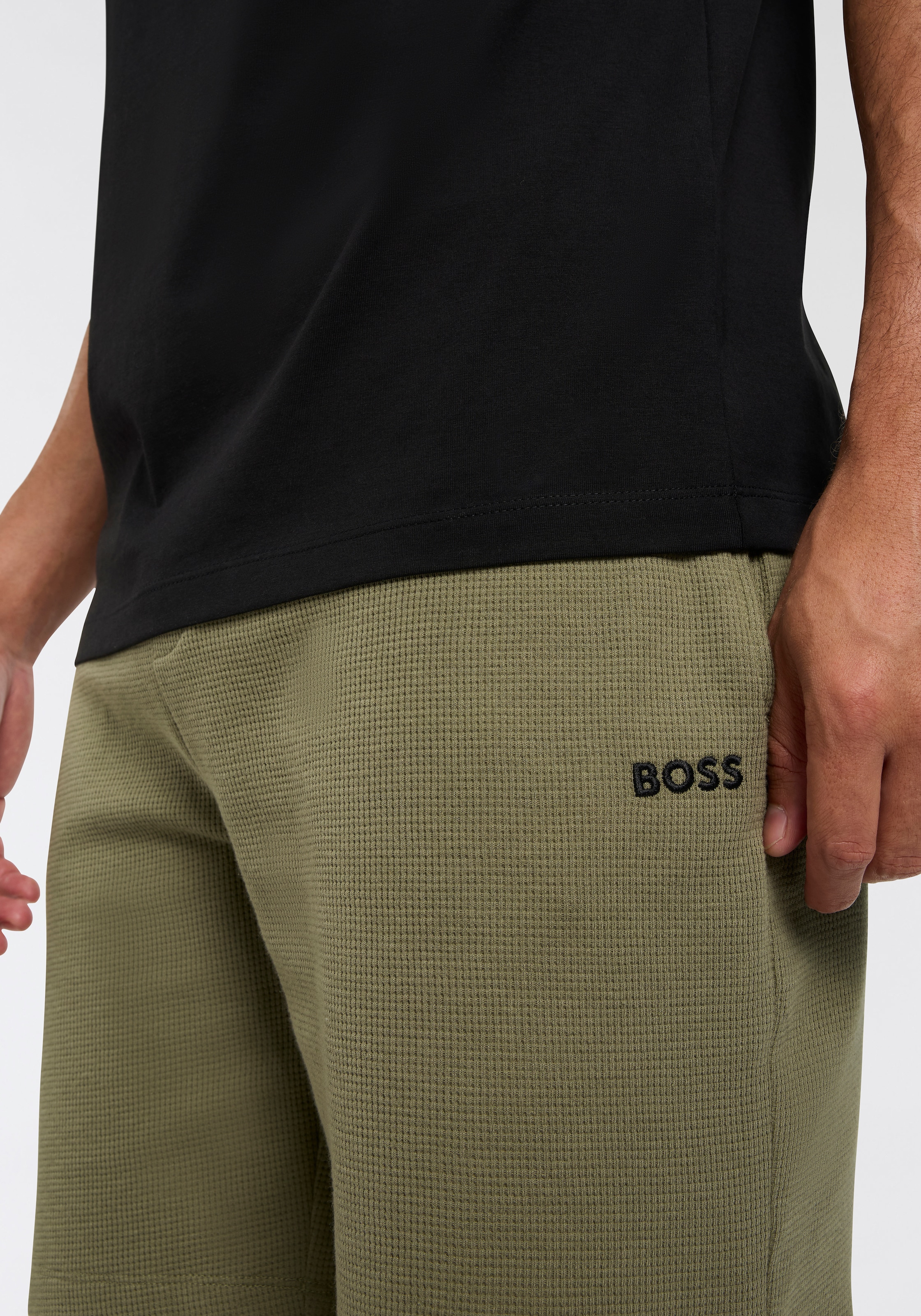 HUGO Blue T-Shirt »BLUE Naolo« Packung, 2 Stk. mit Markenlabel am Saum