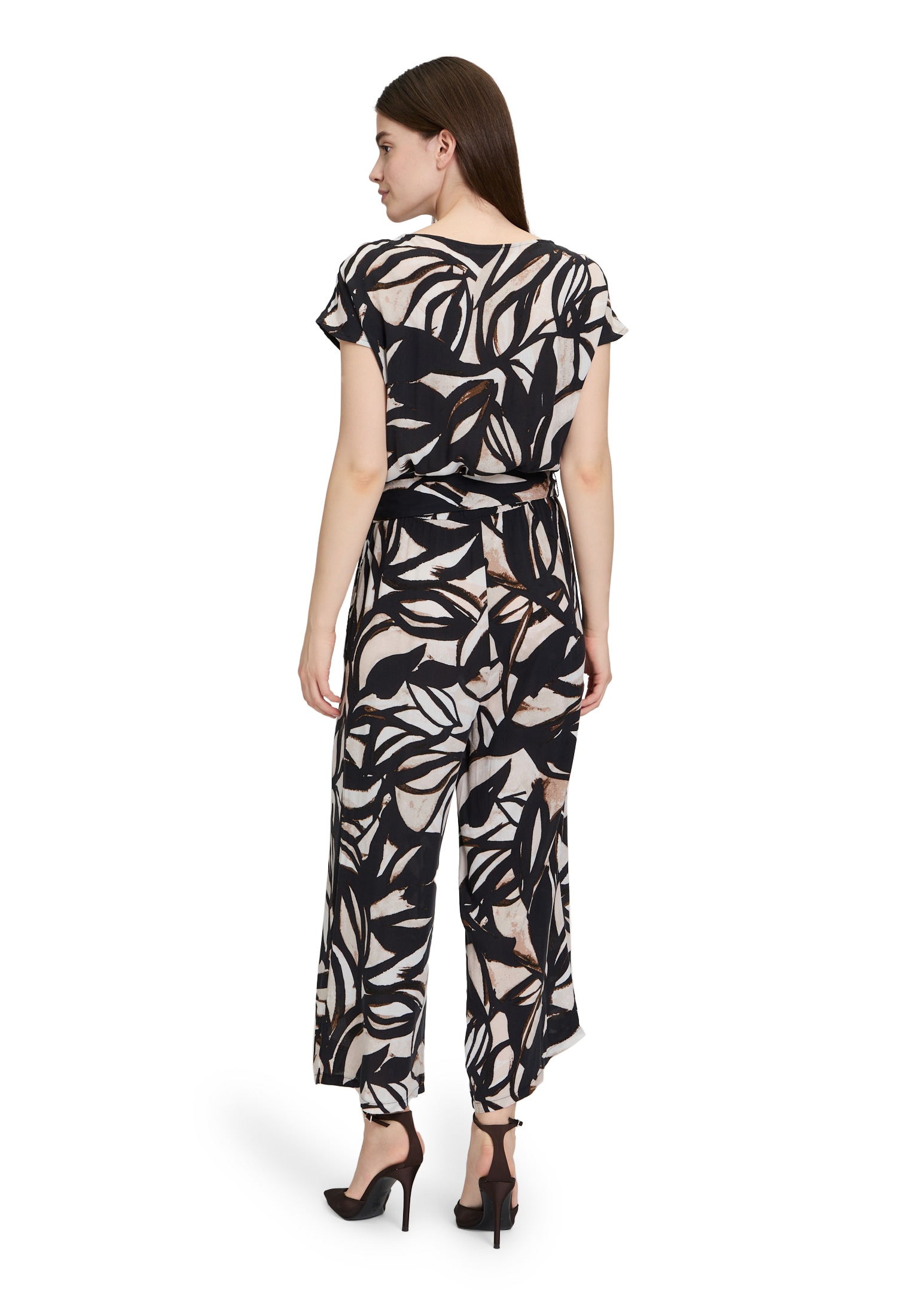 Betty&Co Jumpsuit »Jumpsuit mit U-Boot-Ausschnitt«