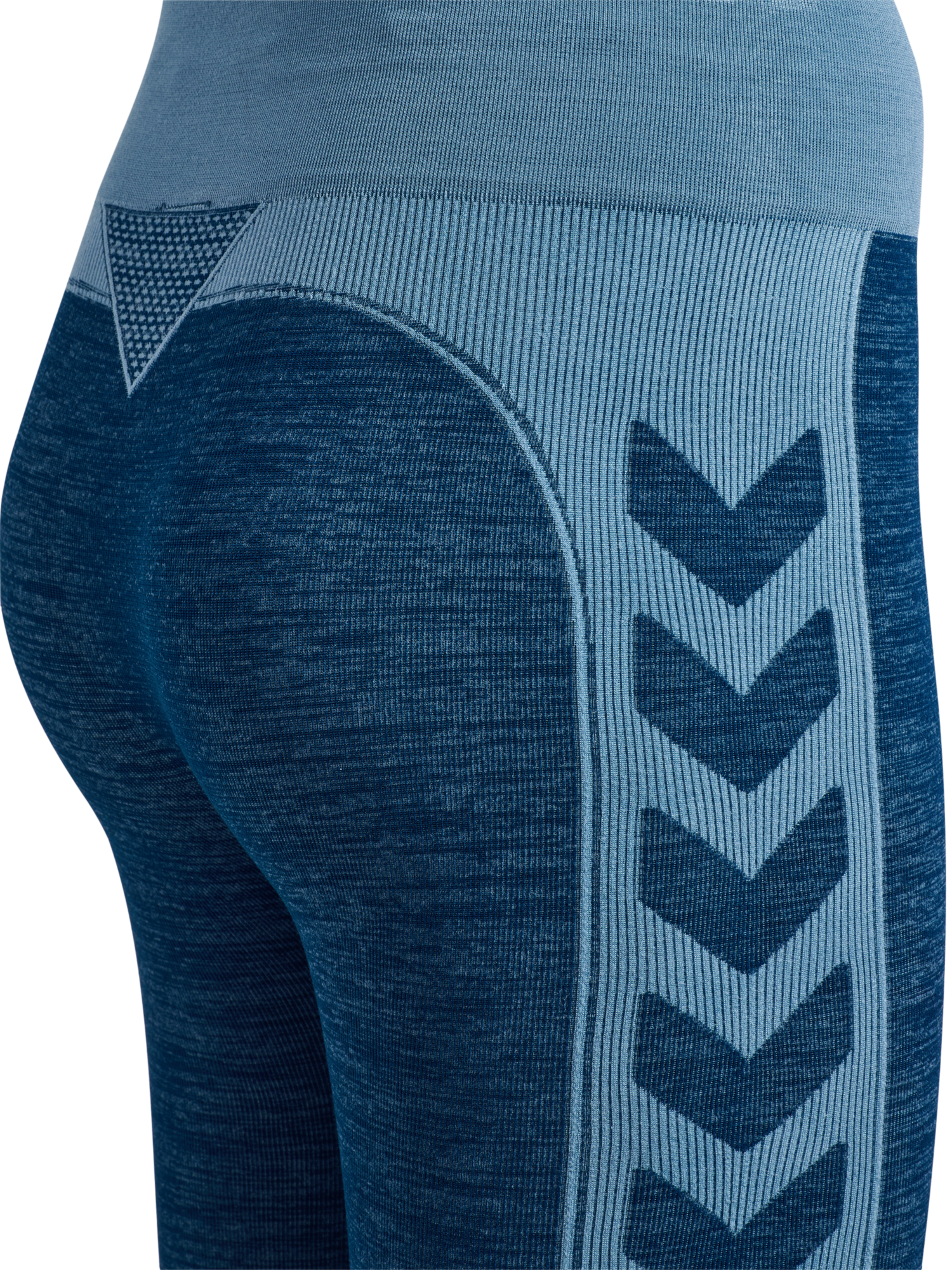 hummel Trainingsshorts »HMLCLEA SEAMLESS CYCLING SHORTS«  aus gestricktem Mesh-Material, mit BEECOOL® Technologie, dehnbar