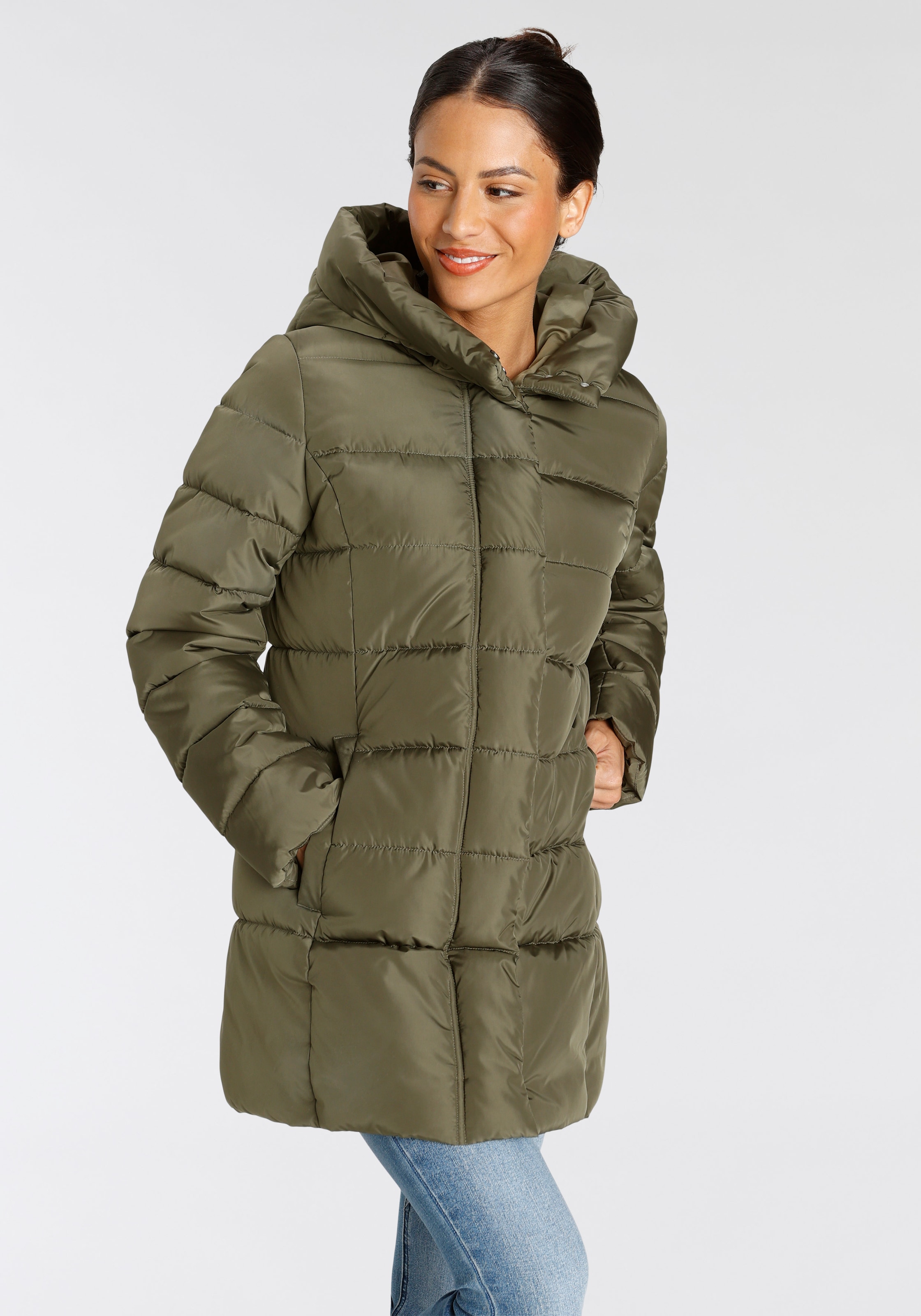 ONLY Steppjacke »ONLTINA PUFFER SHORT COAT OTW«, mit Kapuze, leicht glänzende Oberfläche