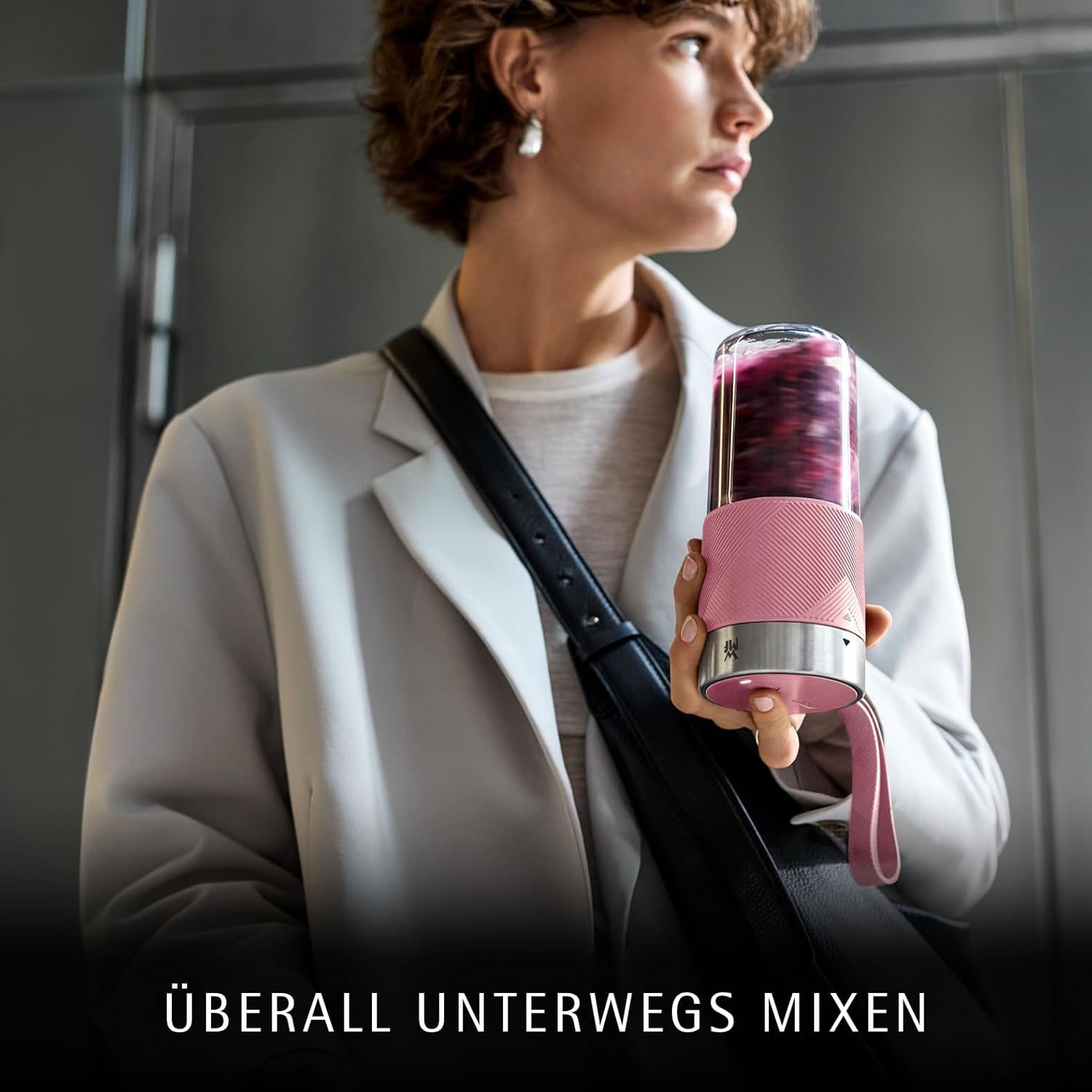 WMF Smoothie-Maker »KÜCHENminis Mix on the Go« 50 W tragbar, wiederaufladbar, 300 ml, 50 W, langlebiger Akku, 20.000 U/min