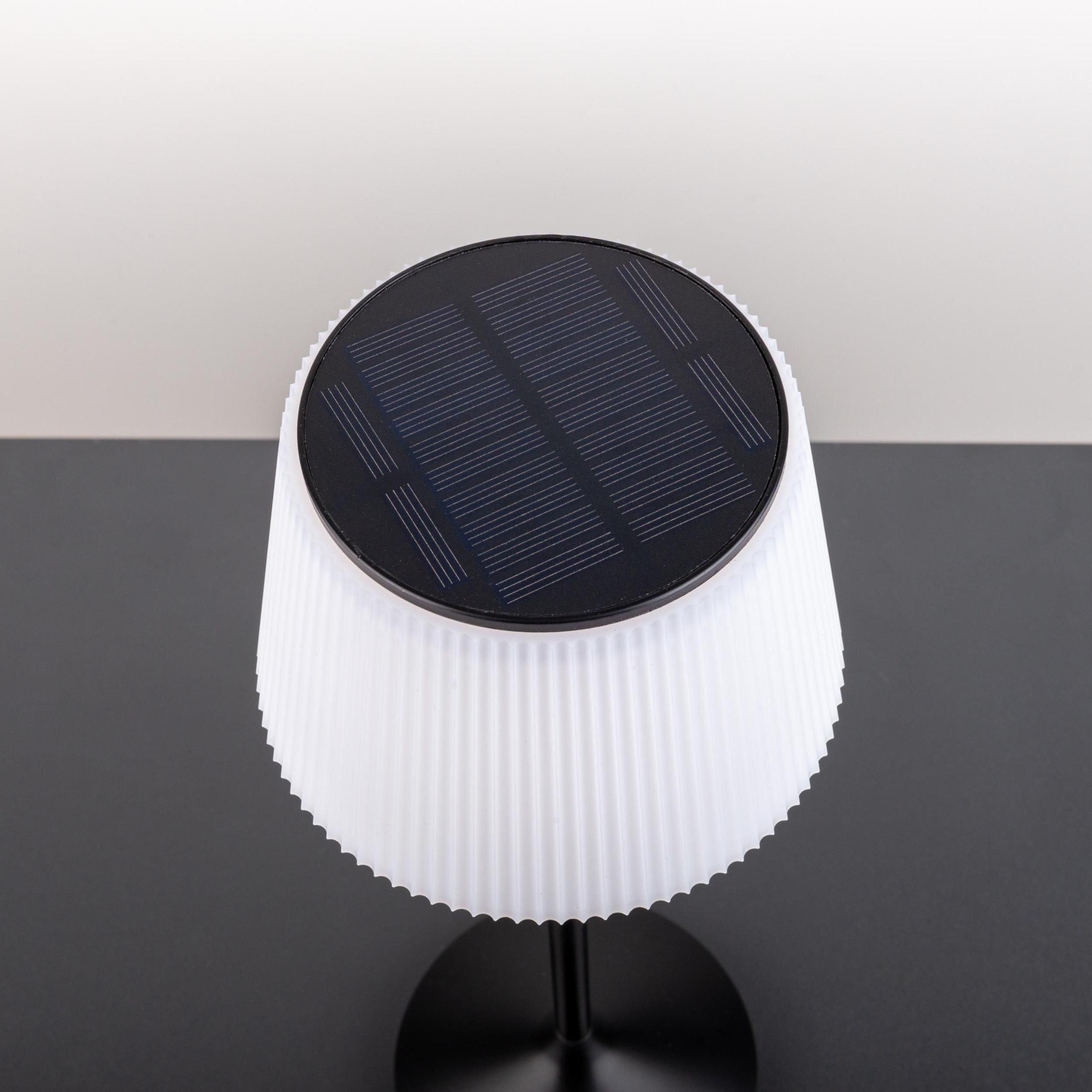 näve LED Tischleuchte »Solarleuchte / Akkuleuchte "EMMI"«, 1 flammig, Leuchtmittel LED-Modul | LED fest integriert, Solarbetrieb, Akkubetrieb, CCT, Berührungssensor, Akkutischleuchte