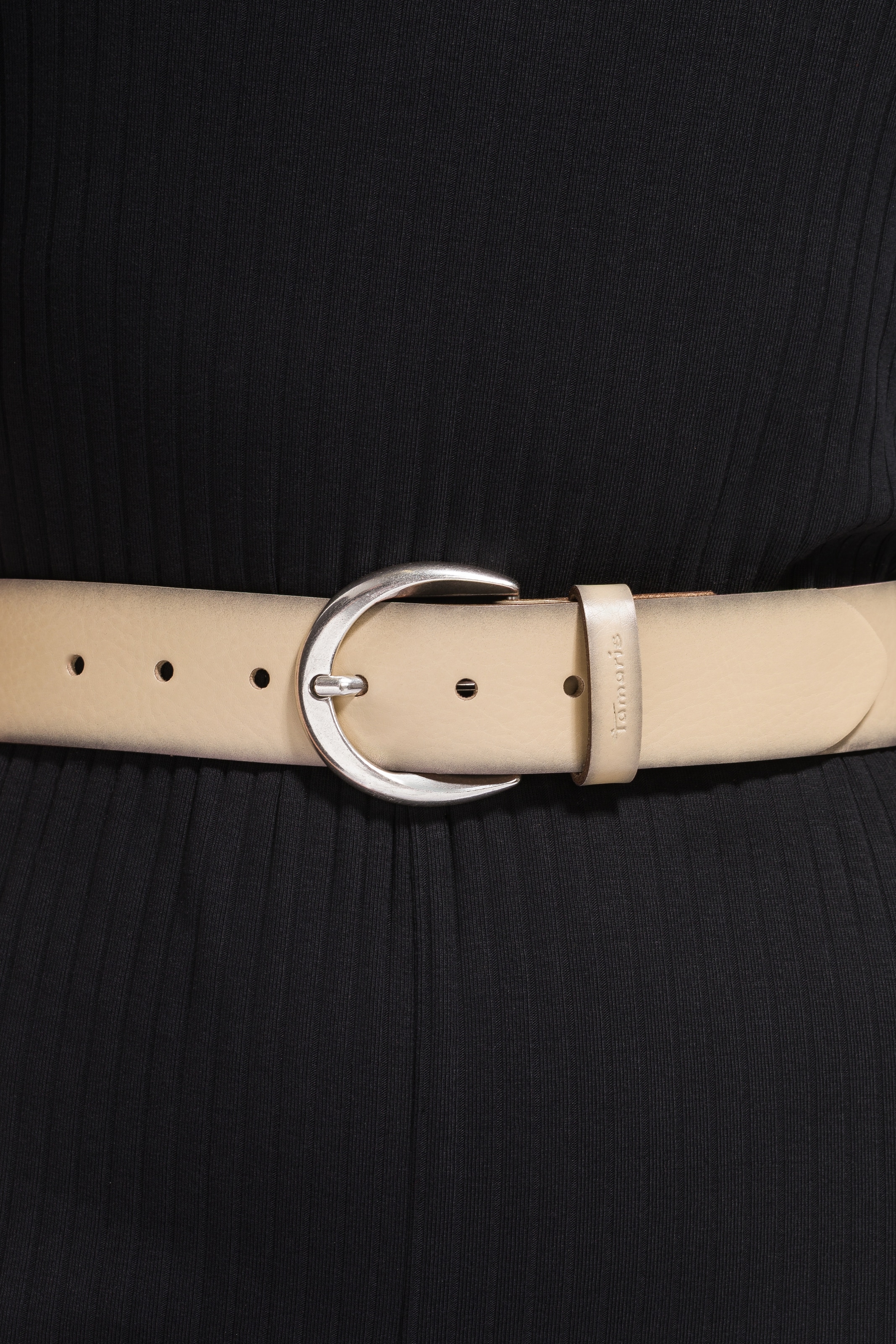 Tamaris Ledergürtel »Charlotte Silver« mit halbrunder Dornschließe in poliertem Silber, 4 cm breit