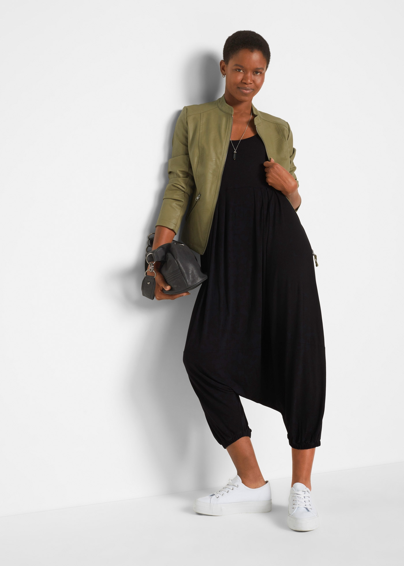 bonprix Jumpsuit »Jumpsuit mit Haremshose aus nachhaltiger Viskose« Jumpsuit mit Haremshose aus nachhaltiger Viskose